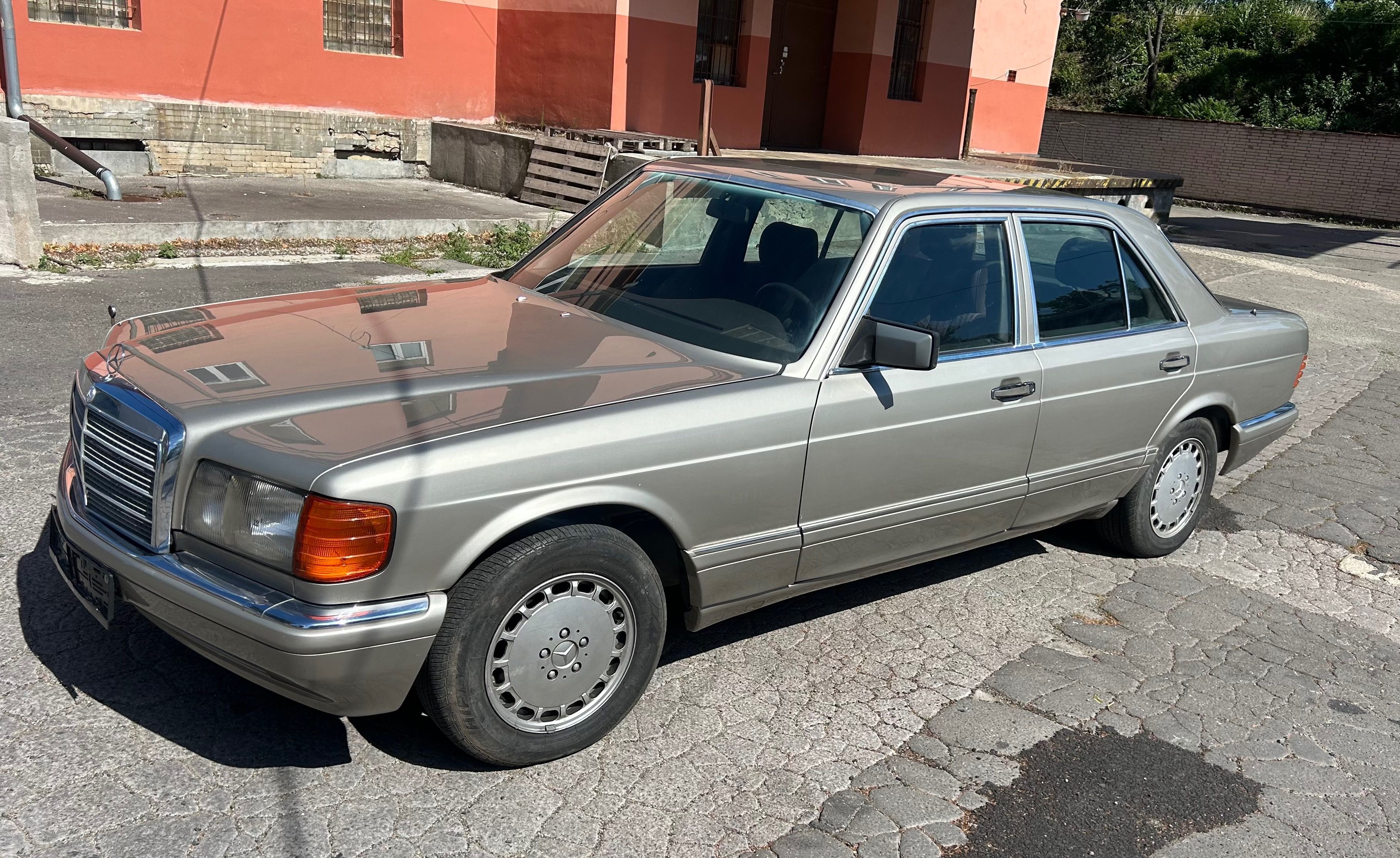Mercedes-Benz 126, 300SE W126 - fotka 3