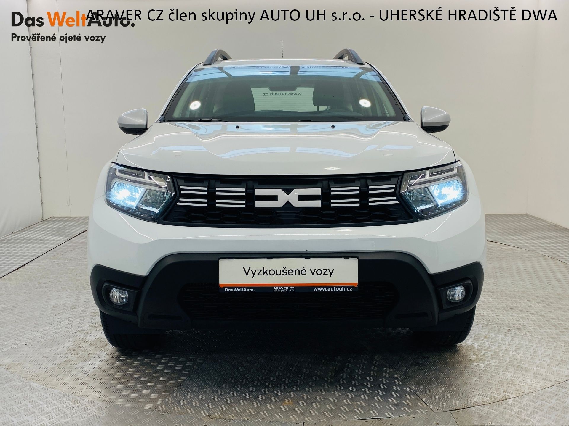 Dacia Duster, 1.0 TCe LPG  67 kW 1. maj. ČR - fotka 4