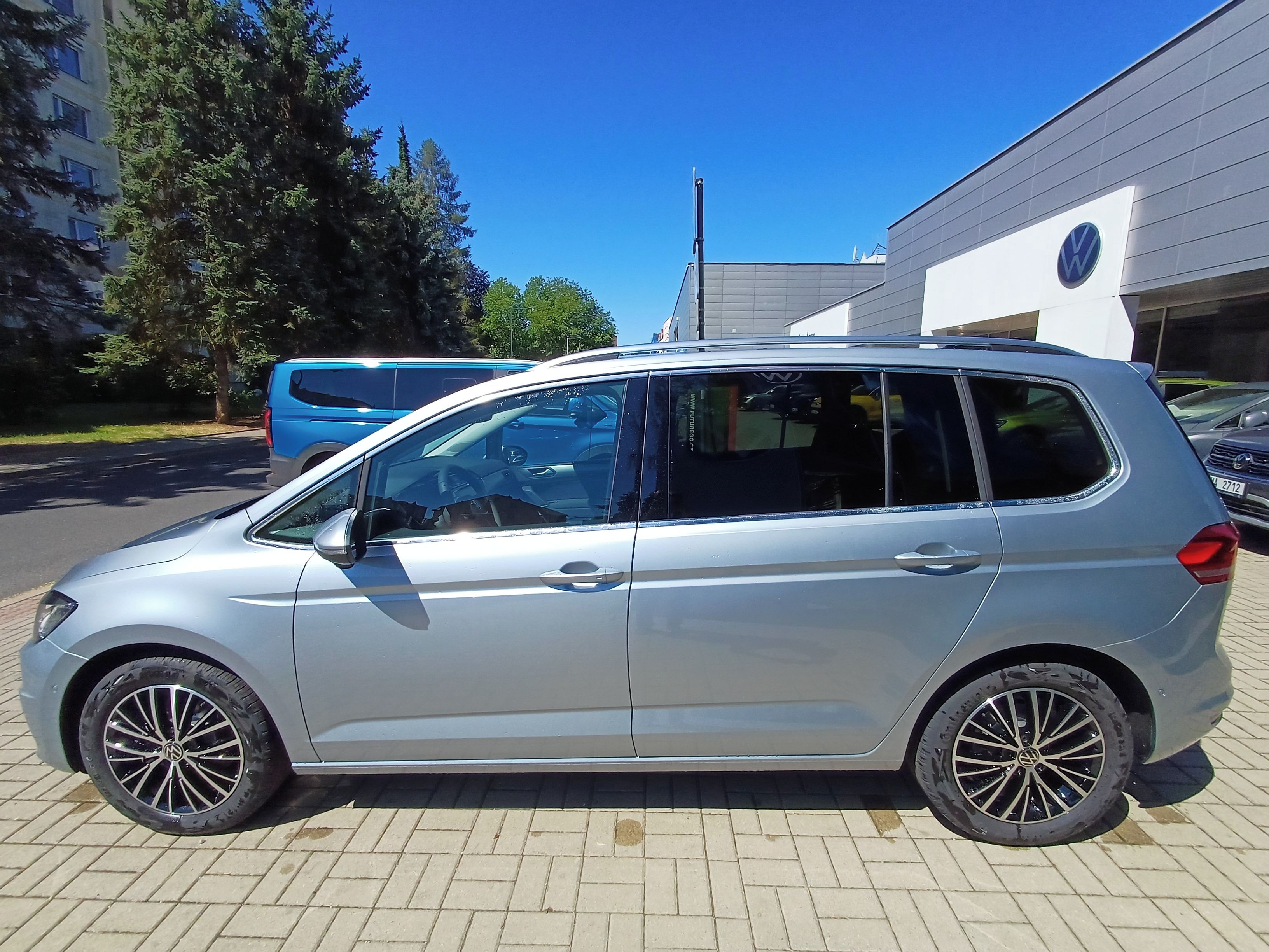 Volkswagen Touran, VW, TOURAN 1.5 TSI,110kW,7DSG - fotka 3