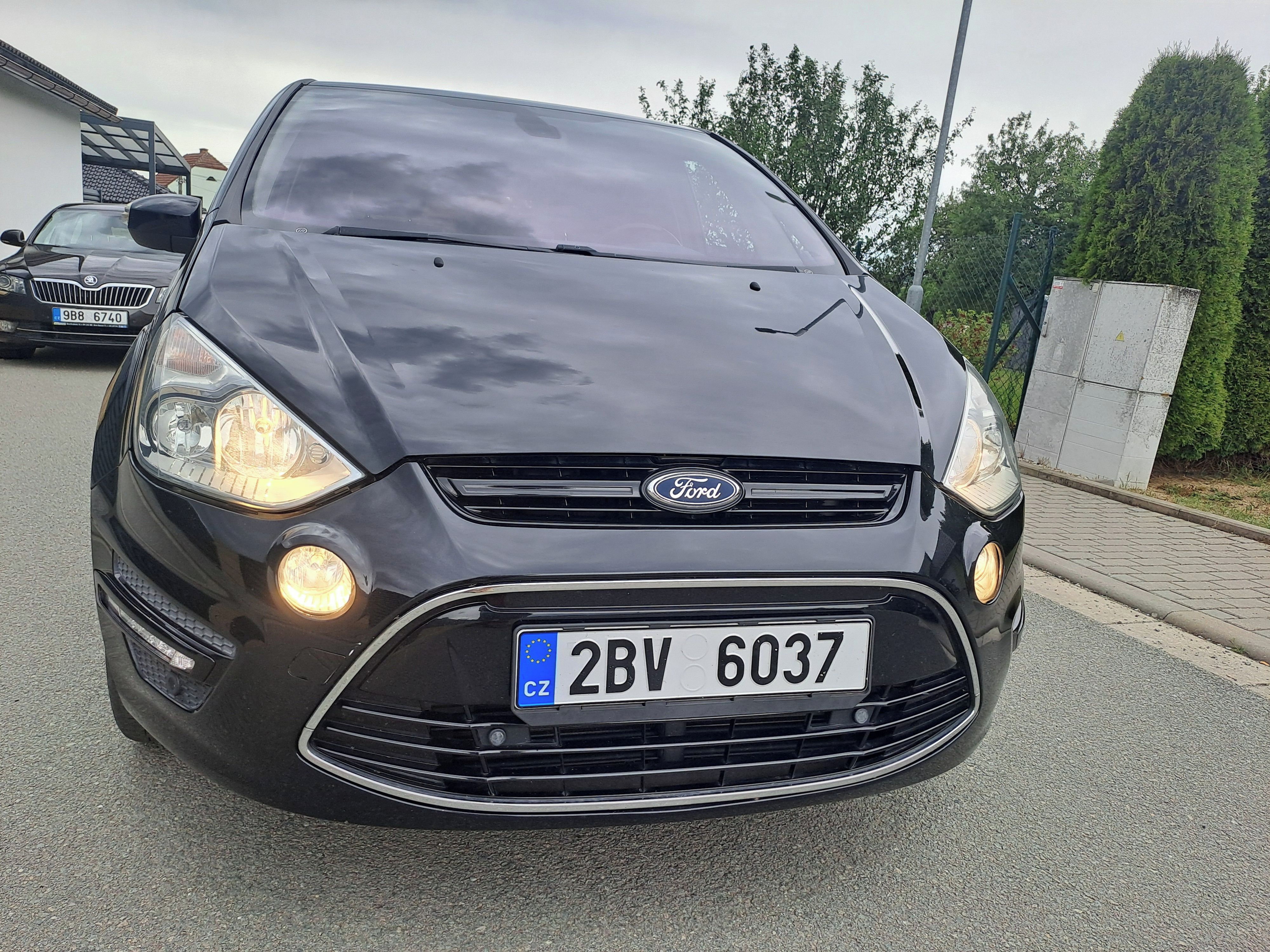 Ford S-MAX, 2,0TDCI TITANIUM SERVISKA - fotka 4