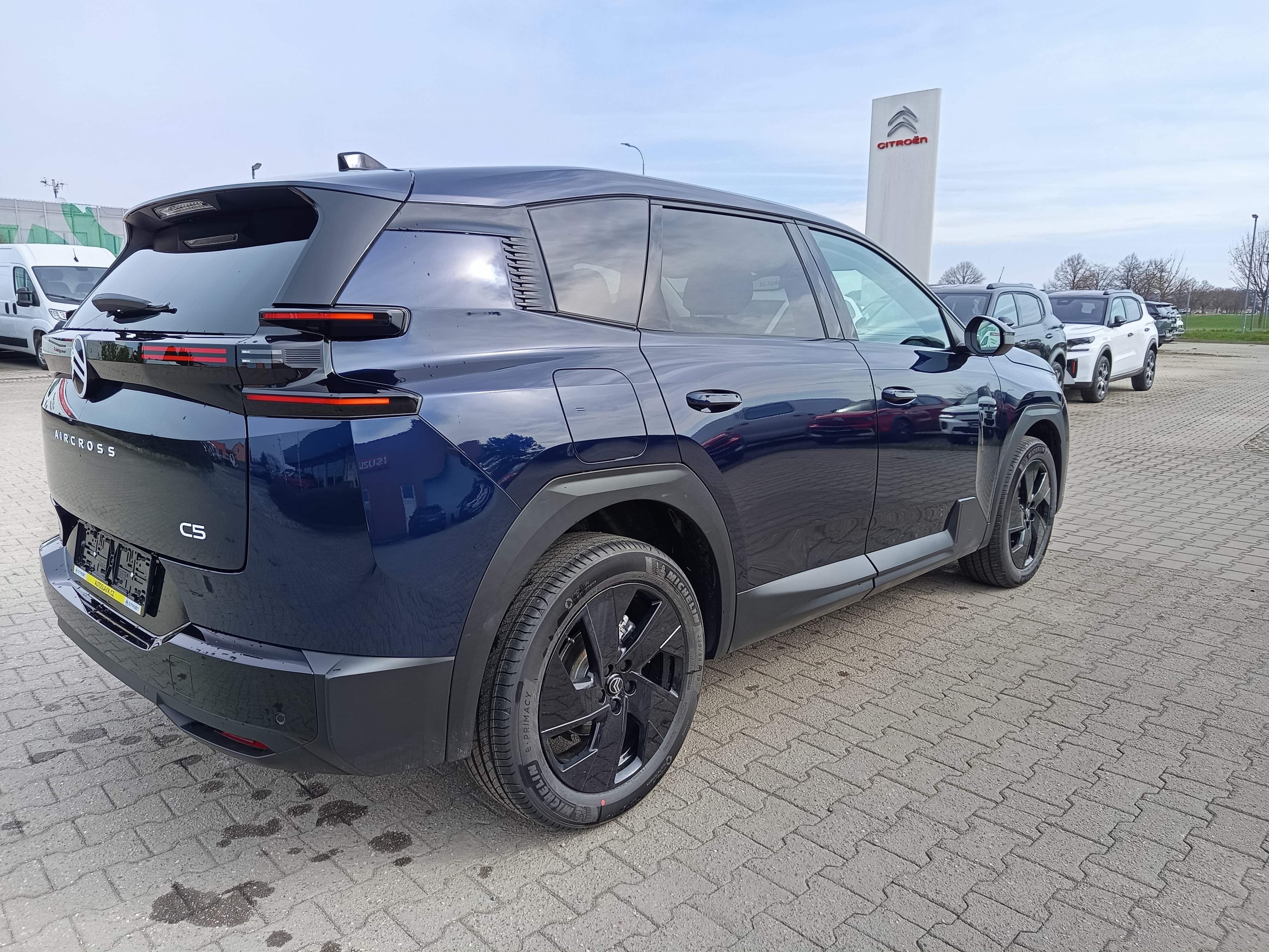 Citroën C5 Aircross, Plus Hybrid 145 Automatic - fotka 4
