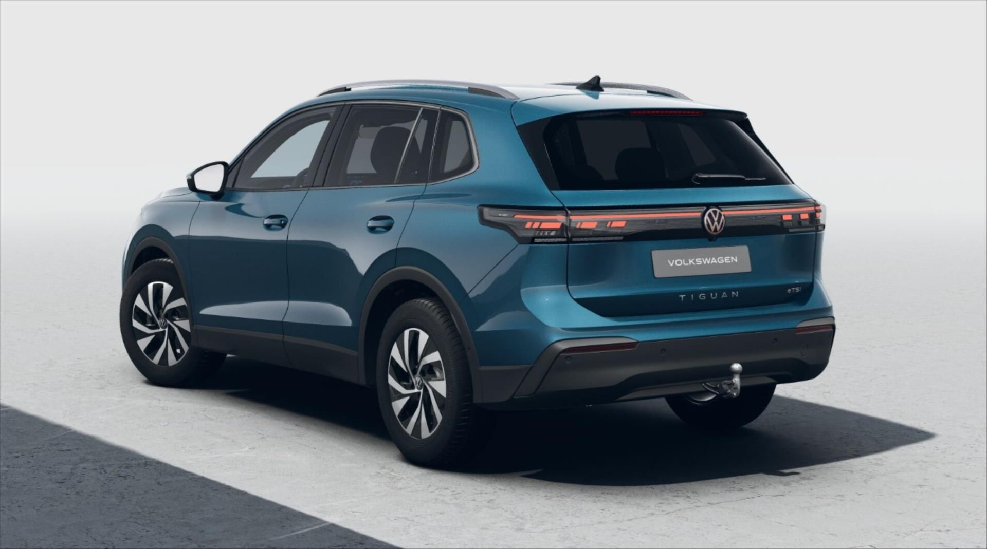 Volkswagen Tiguan, 1,5   People 1,5 eTSI 96 kW mH - fotka 3