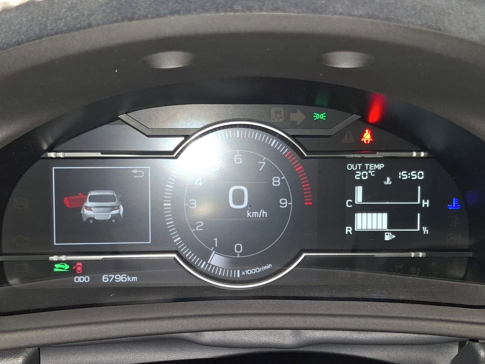Toyota GR86, 2,4 Boxer o výkonu 172 kW - fotka 6