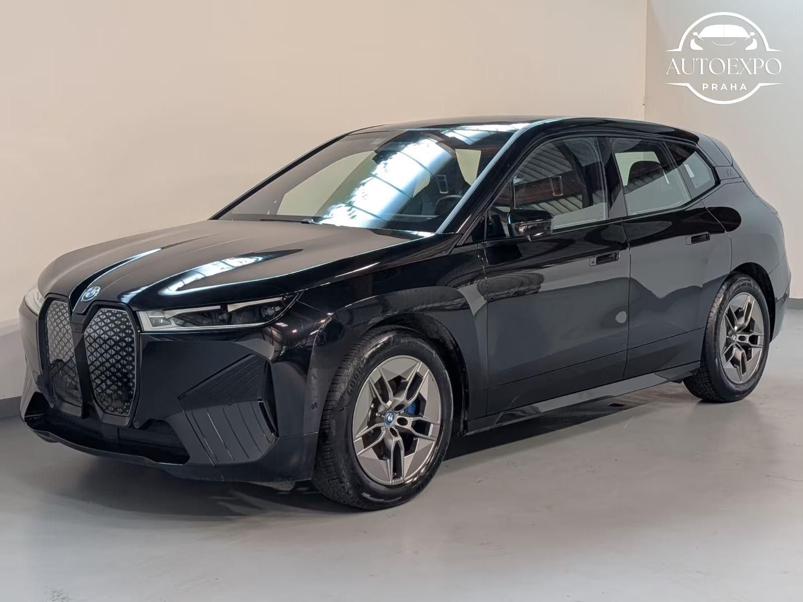 BMW iX, 50 xDrive Sport*MATRIX*360°