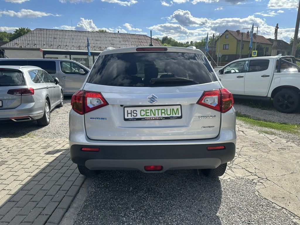 Suzuki Vitara, 1.6i 88kW AllGrip 4x4 serviska - fotka 4
