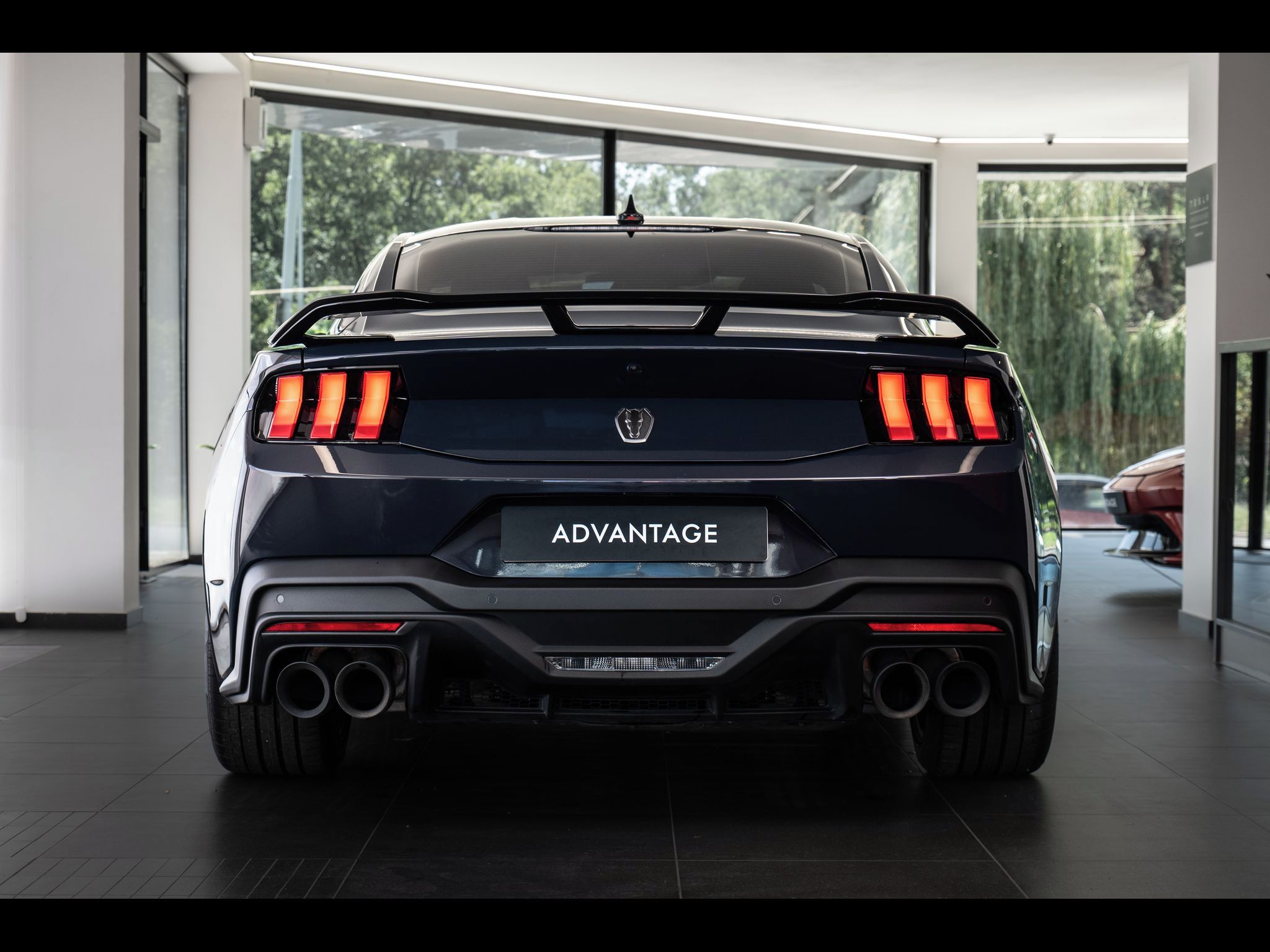 Ford Mustang, Dark Horse - fotka 3