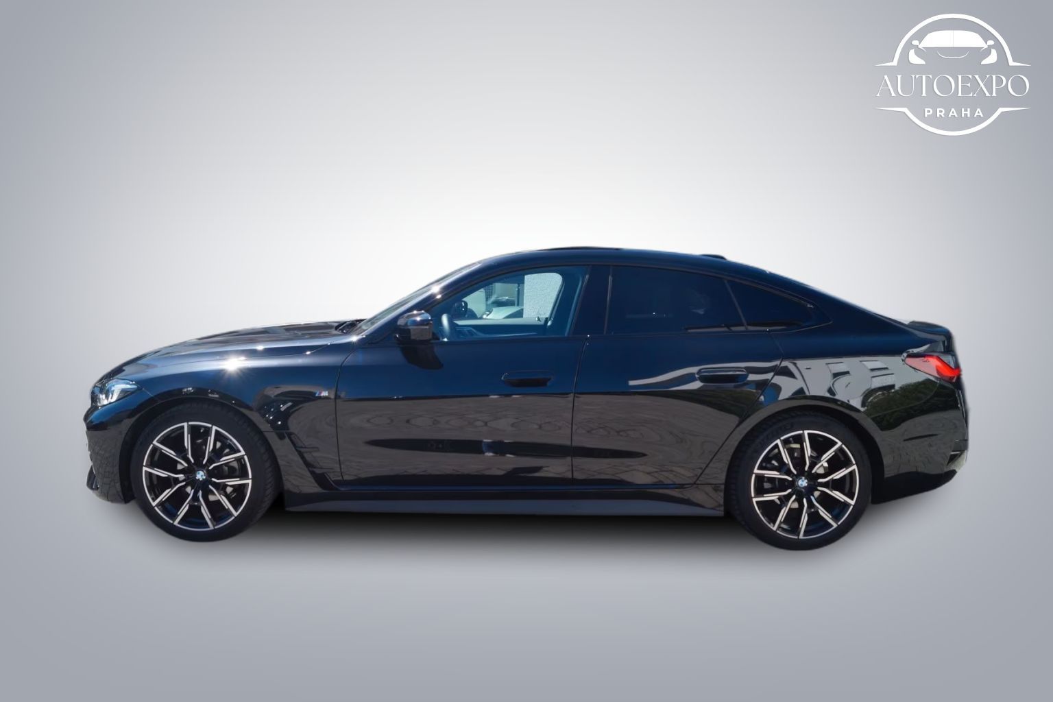 BMW Řada 4, 420d GranCoupé xDrive M Sport - fotka 3
