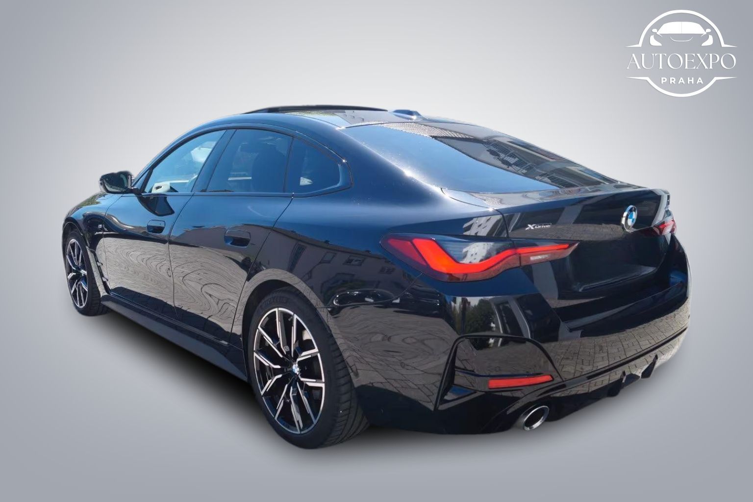 BMW Řada 4, 420d GranCoupé xDrive M Sport - fotka 5