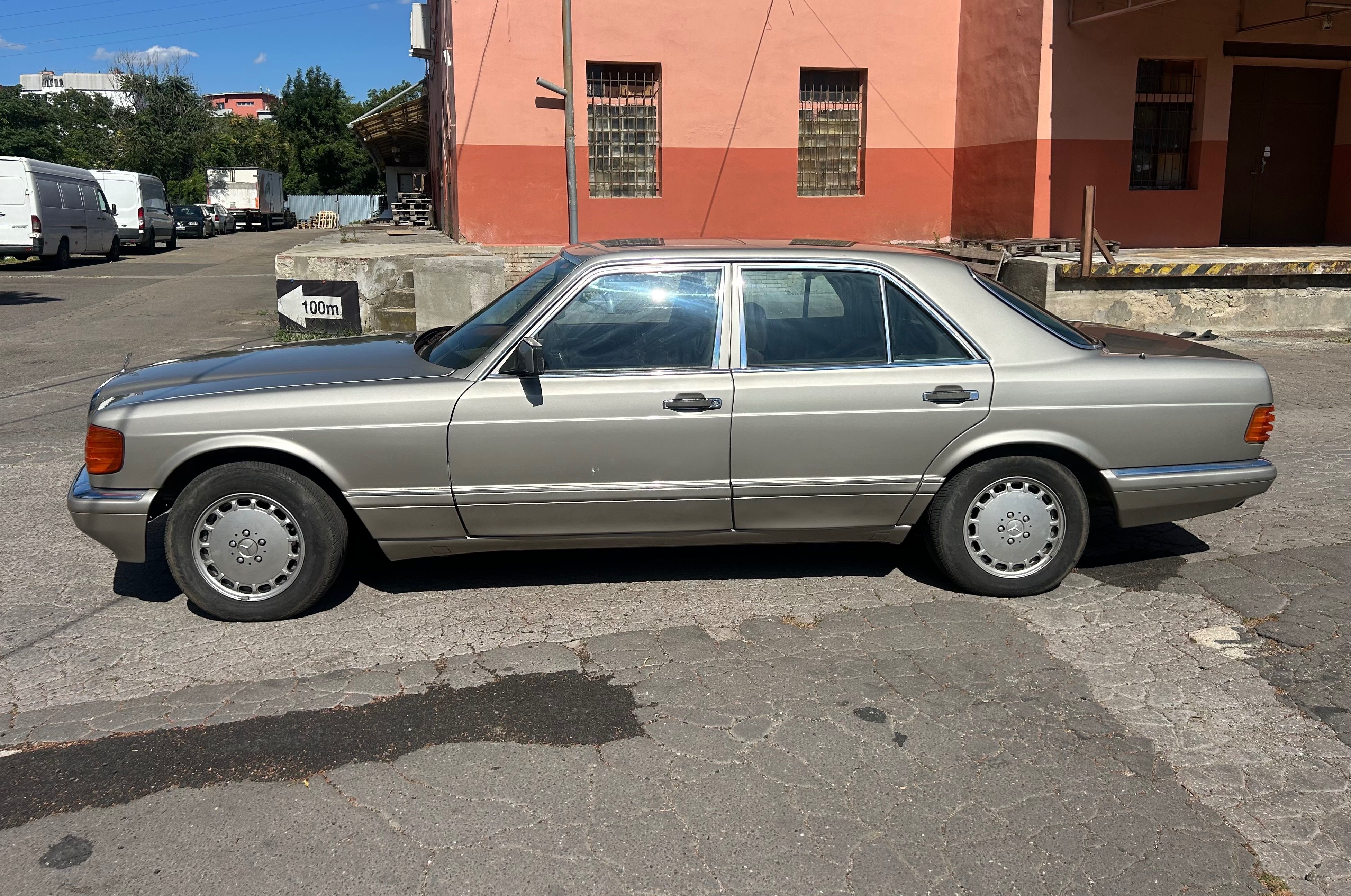 Mercedes-Benz 126, 300SE W126 - fotka 4