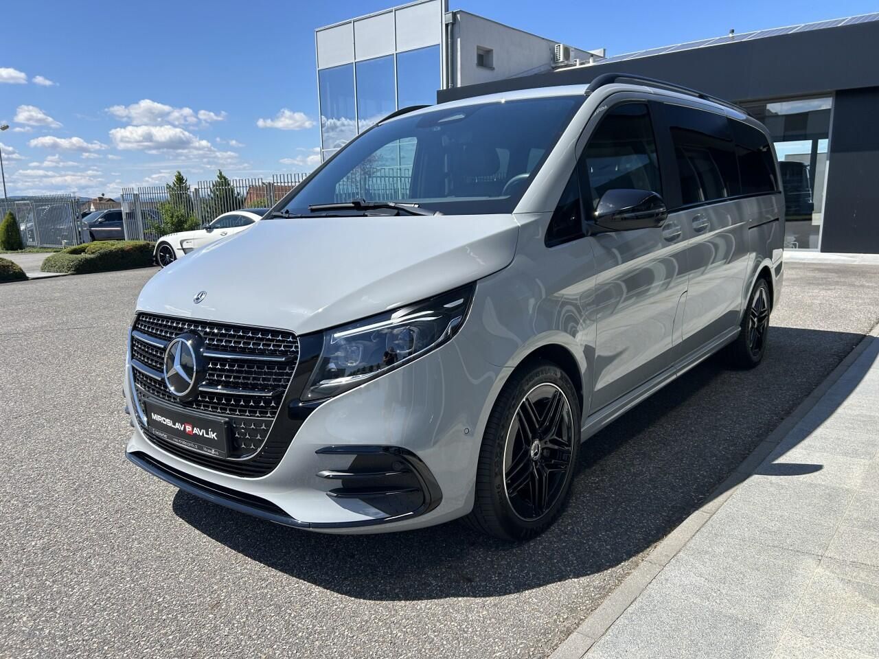 Mercedes-Benz Třídy V, V 300d 4MATIC EXCLUSIVE L AMG - fotka 2