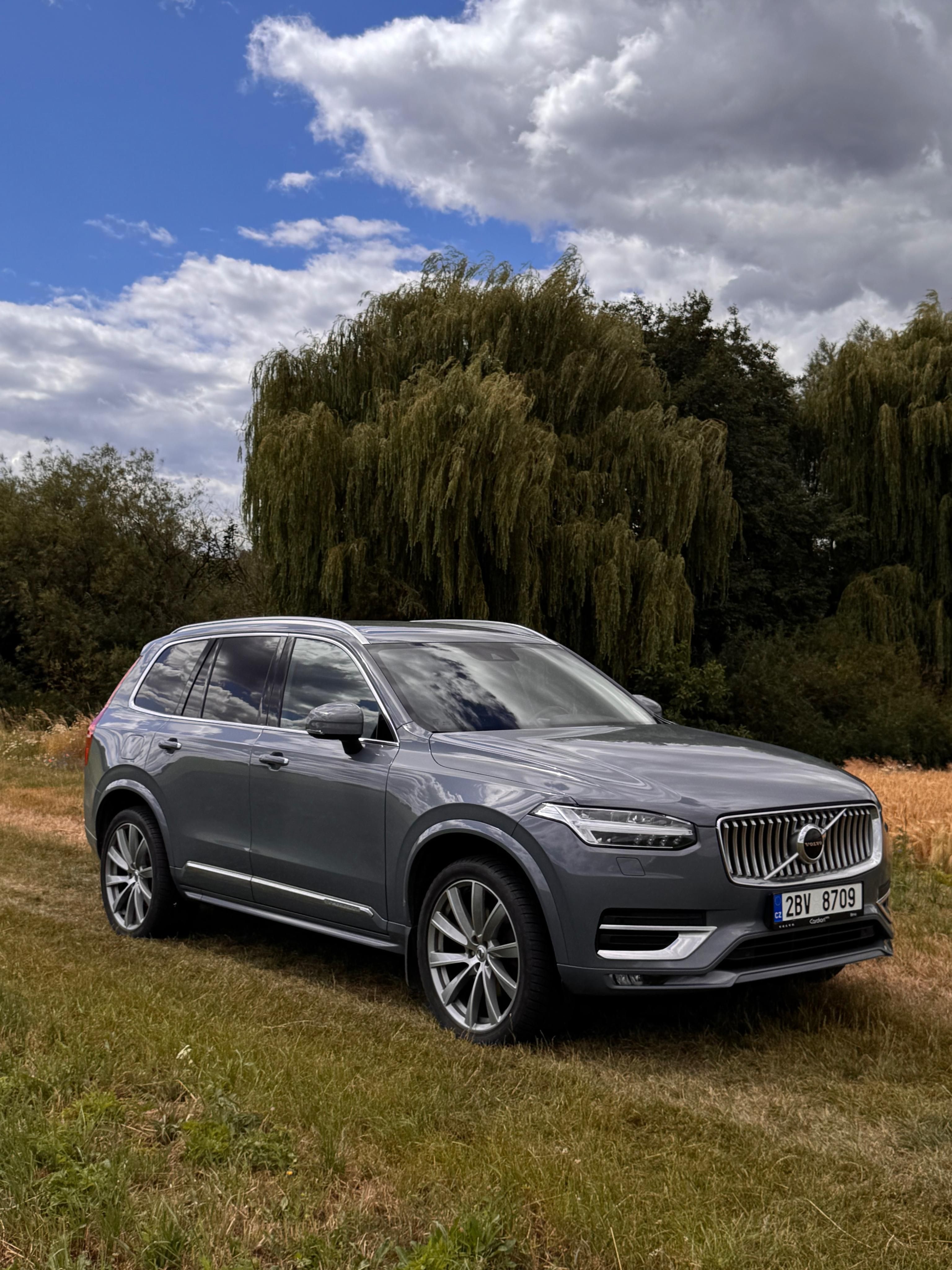 Volvo XC90 - fotka 2
