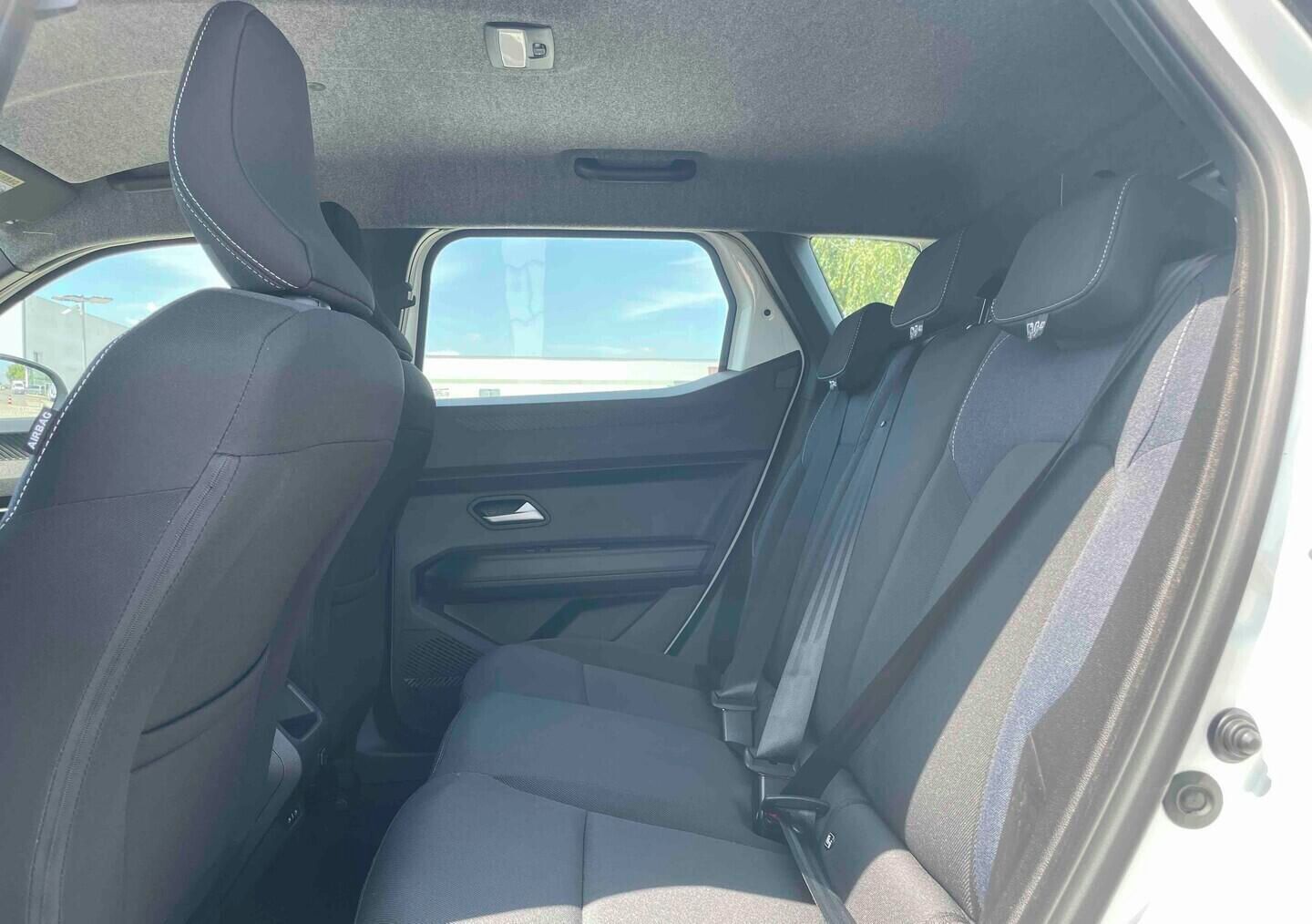 Dacia Duster, Expression Eco-G 120 1,2 88 kW - fotka 6