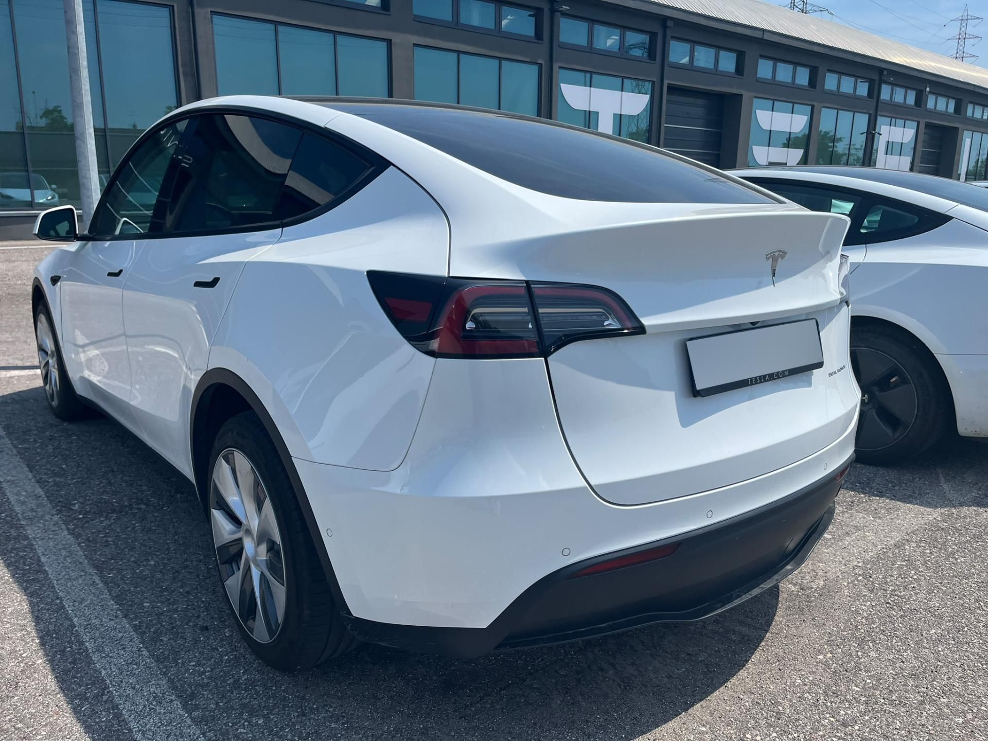Tesla Model Y, Long Range AWD | AMD Ryzen - fotka 6