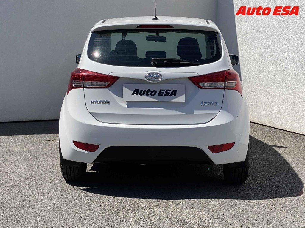 Hyundai ix20, 1.4i - fotka 5