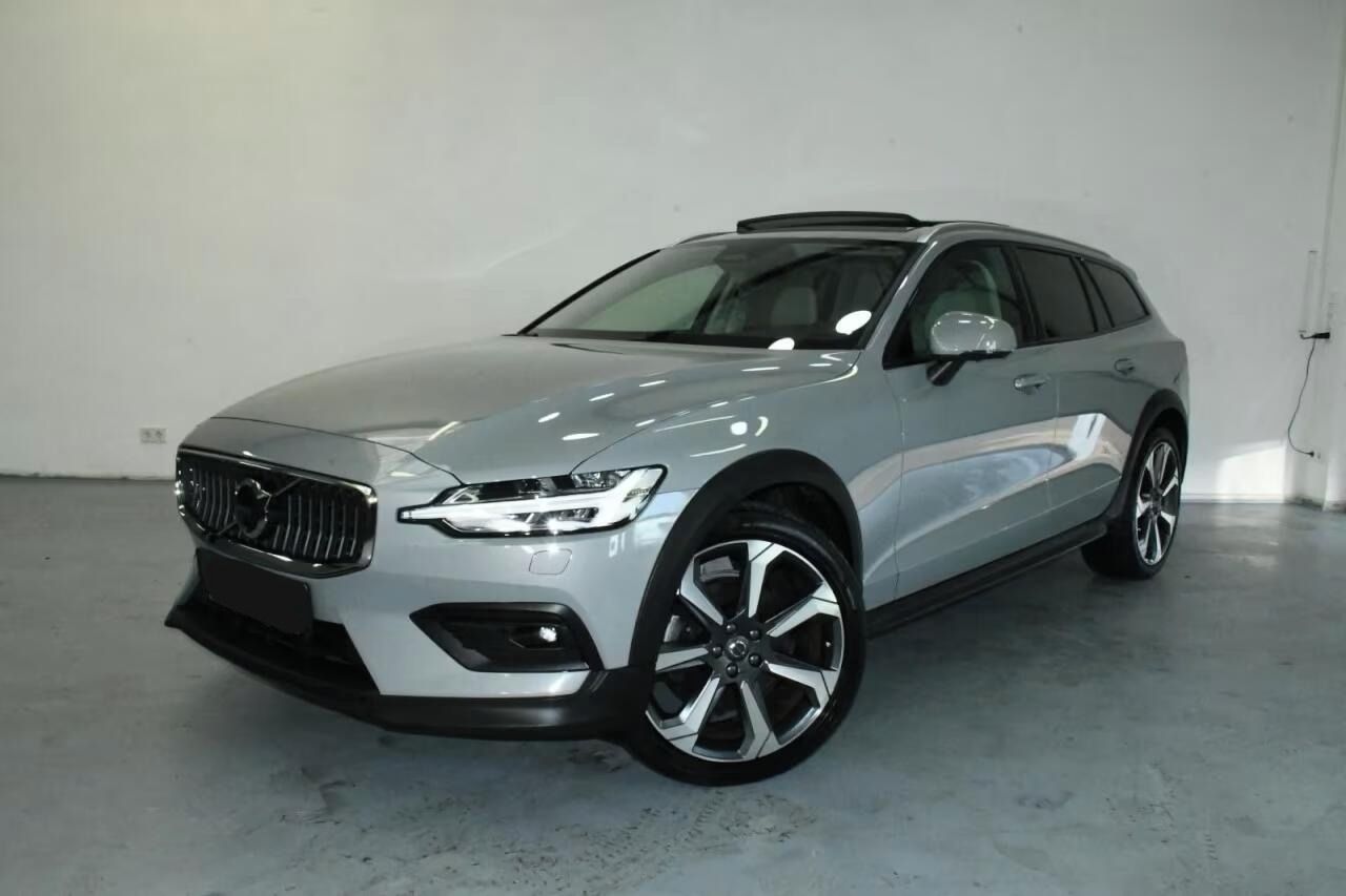 Volvo V60, Cross Country 2.0 AWD Ultimate