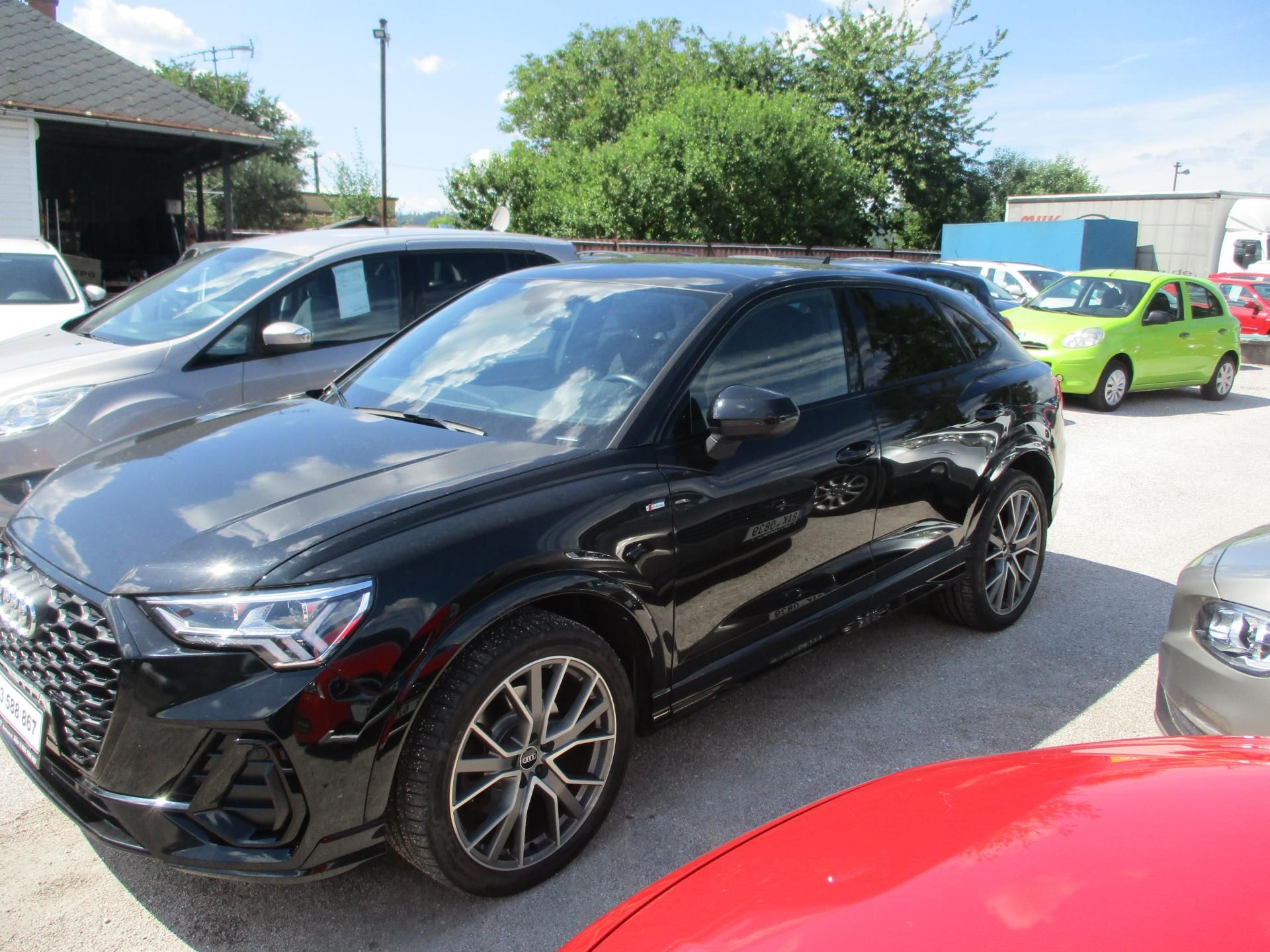 Audi Q3, 40TDi Sportback Quattro S Line - fotka 3