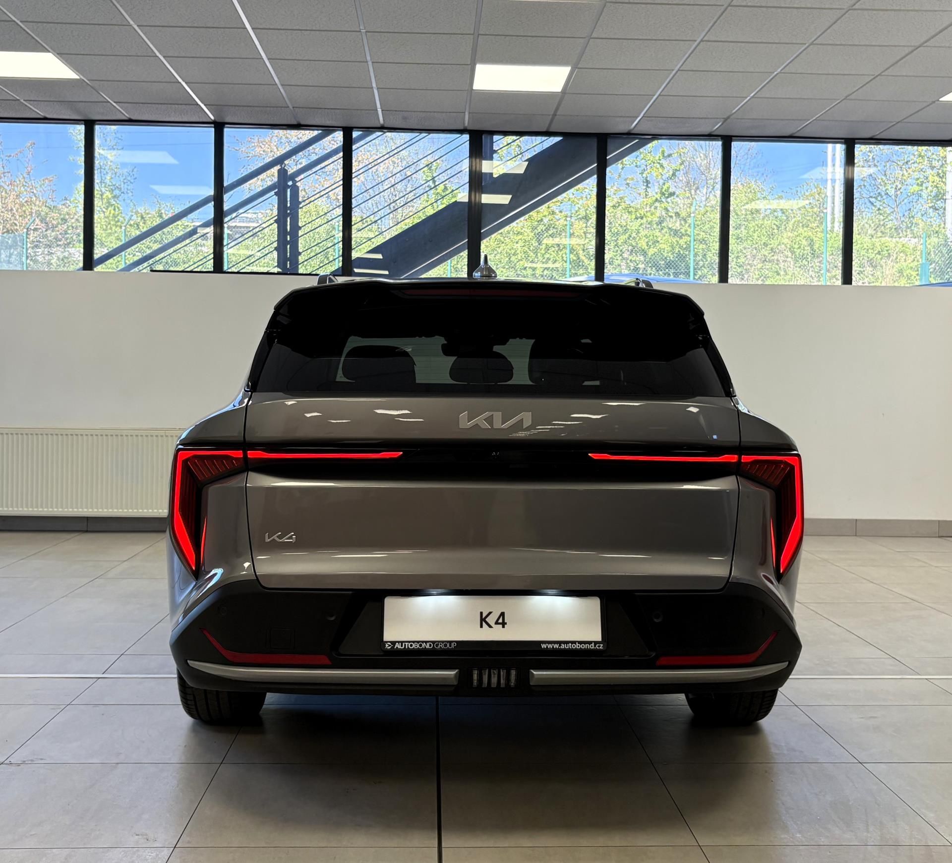 Kia K4, SW TOP 1.6 T-GDi 110kW 7DCT - fotka 3