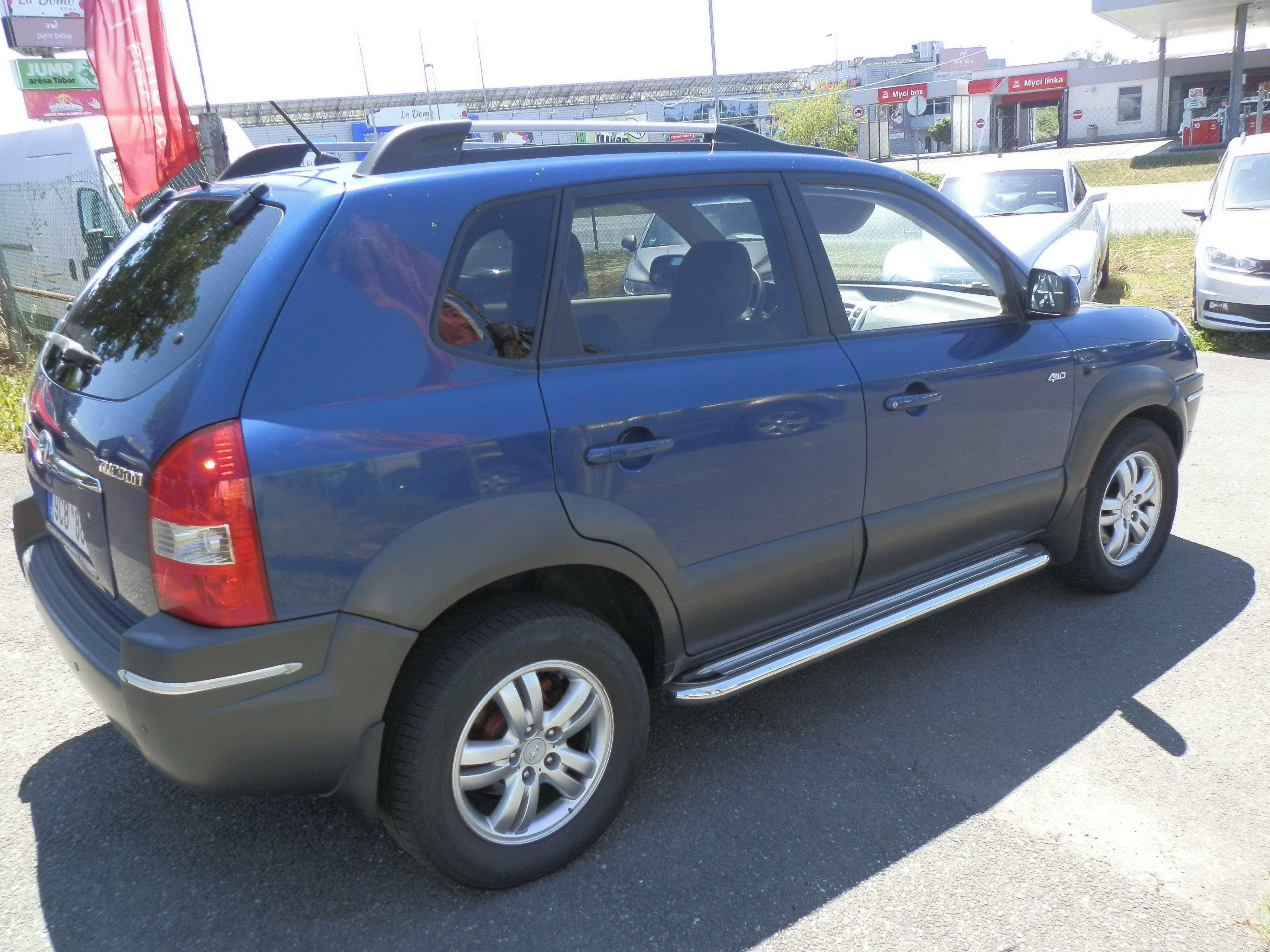 Hyundai Tucson, 2,0i - fotka 5