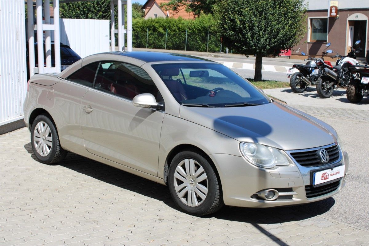 Volkswagen Eos, 2,0 TFSi 110 kW kůže, xenony - fotka 6