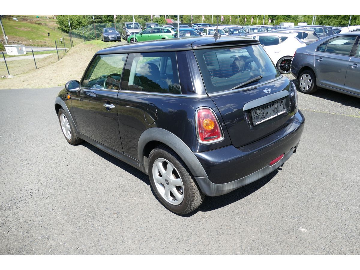 Mini One, 1,4 70KW KLIMA - fotka 6