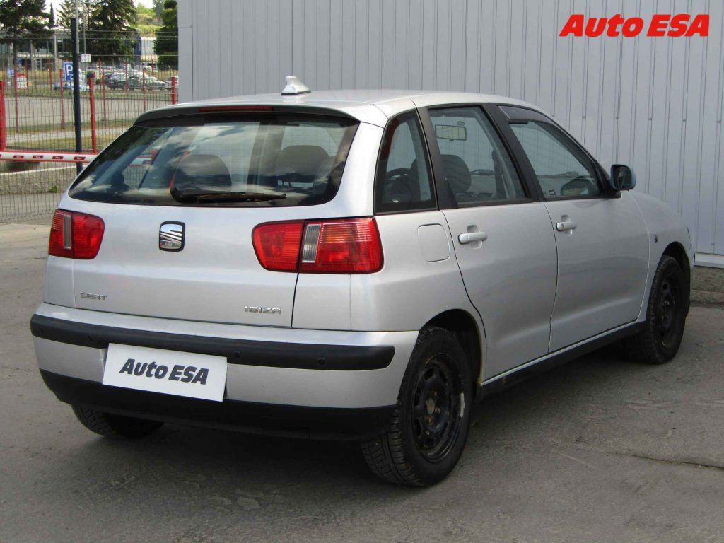 Seat Ibiza, 1.4 i - fotka 4
