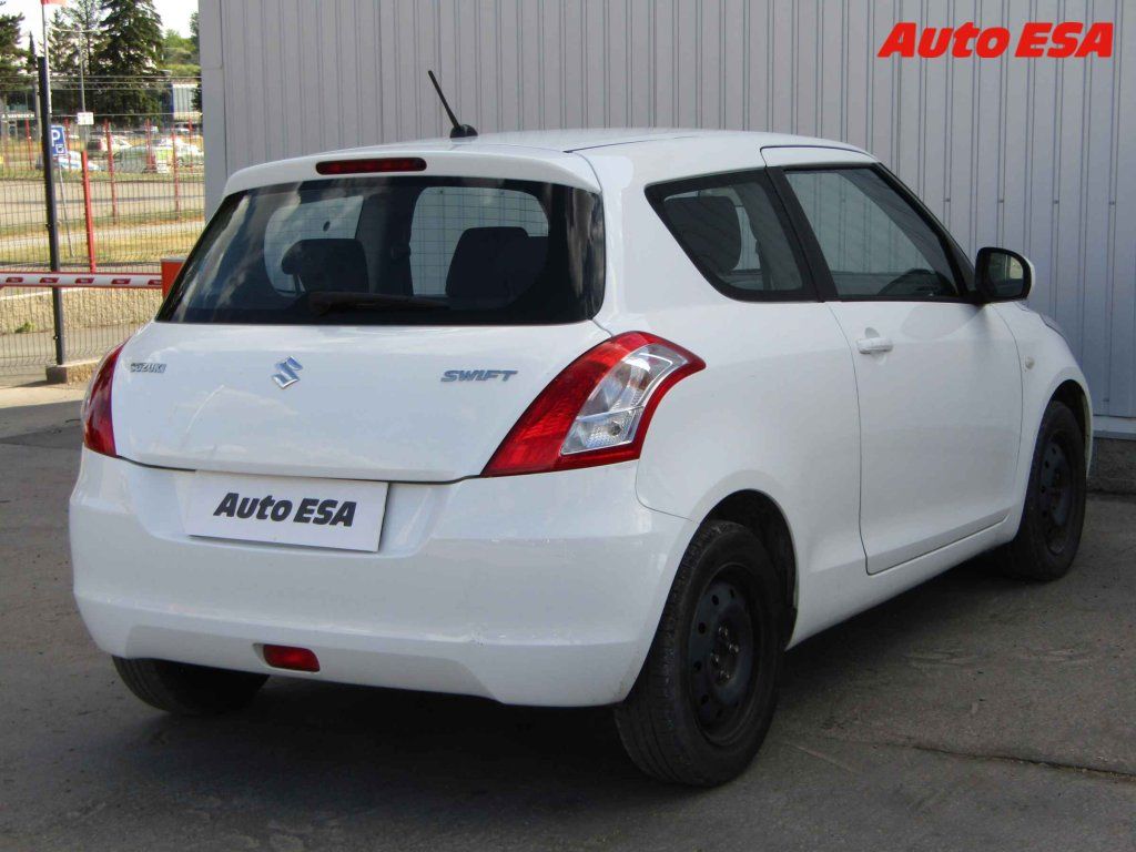 Suzuki Swift, 1.2 - fotka 4
