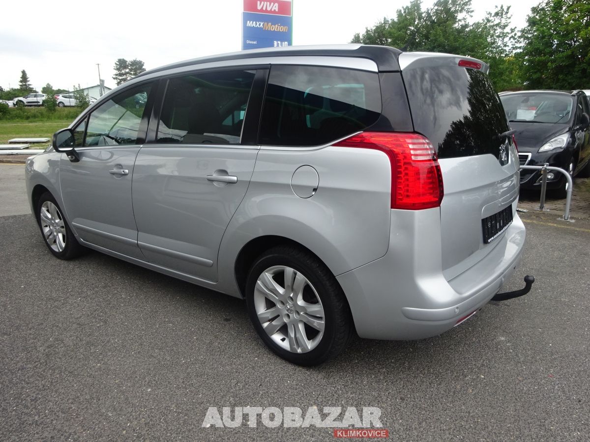 Peugeot 5008, 2,0 HDI - fotka 5