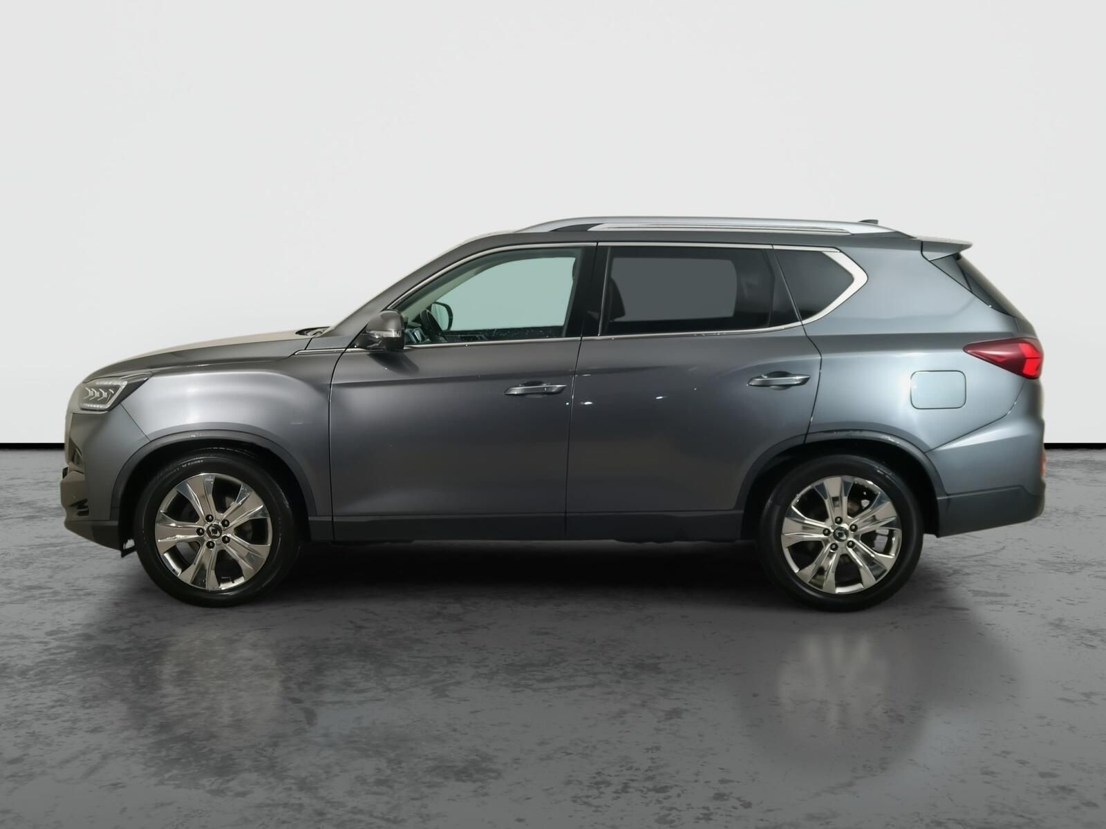 SsangYong Rexton, 2.2 Diesel, 4X4, Automat, ČR - fotka 3