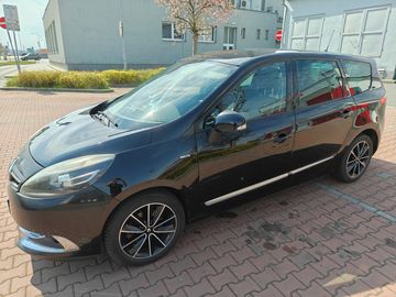 BOSE r.v. 2012 1.6 dCi 96kw