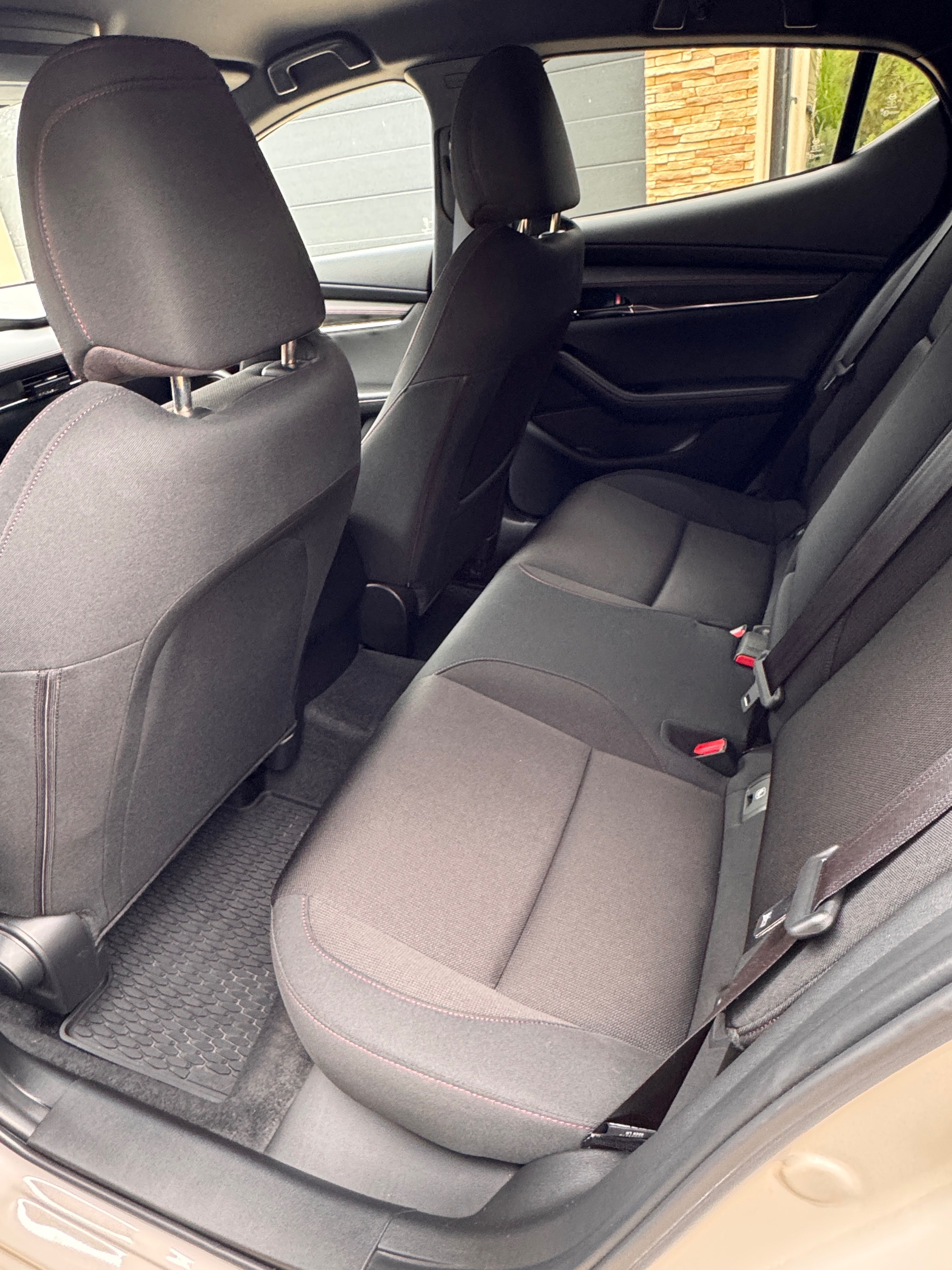 Mazda 3, 2,0 ,ČR, AT, navi - fotka 4