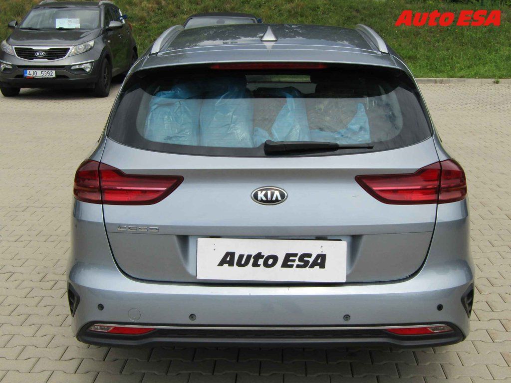 Kia Cee´d, 1.0TGDi - fotka 5
