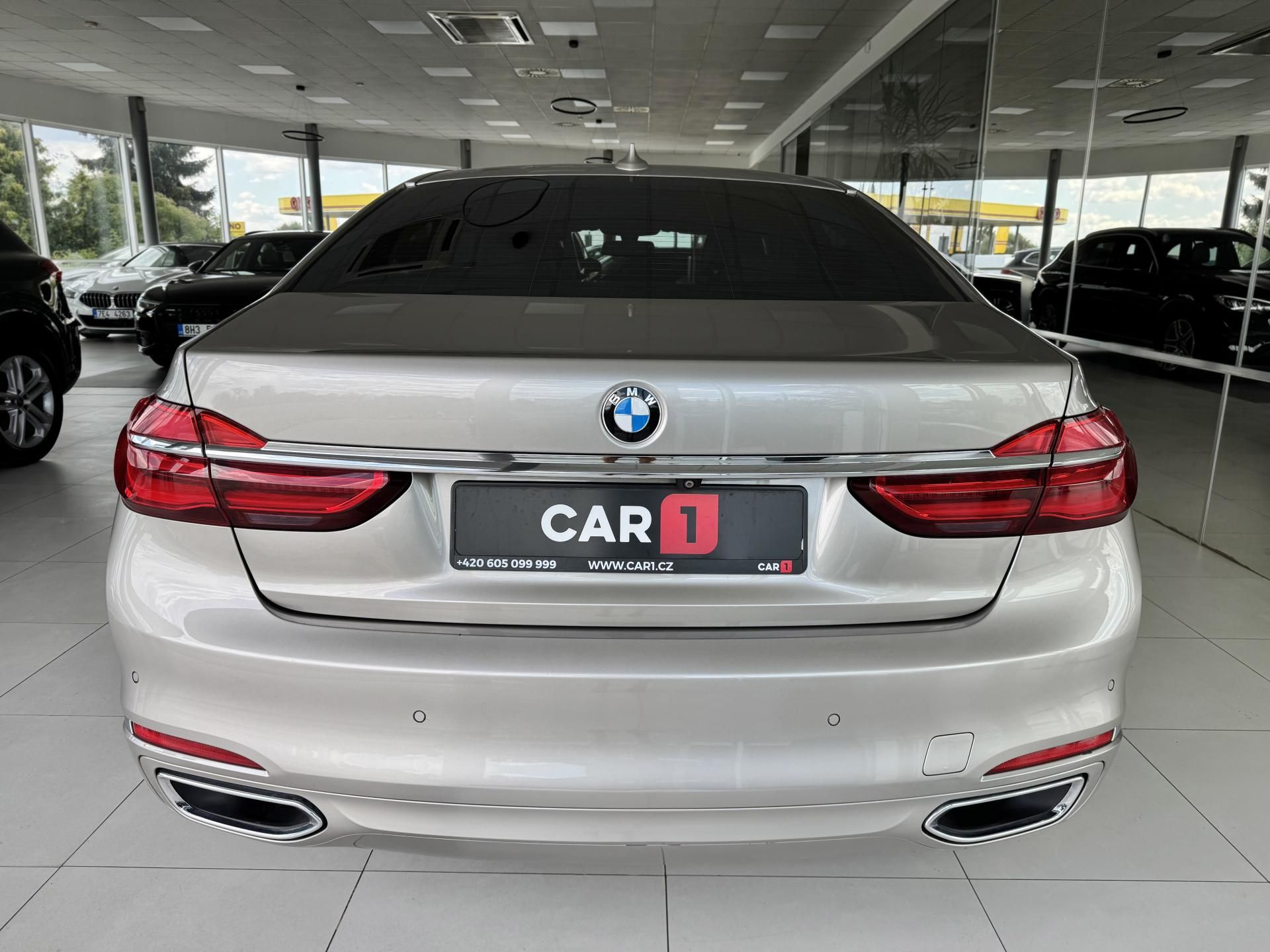 BMW Řada 7, 730d xDrive*Laser*Dověry*Masáž - fotka 6