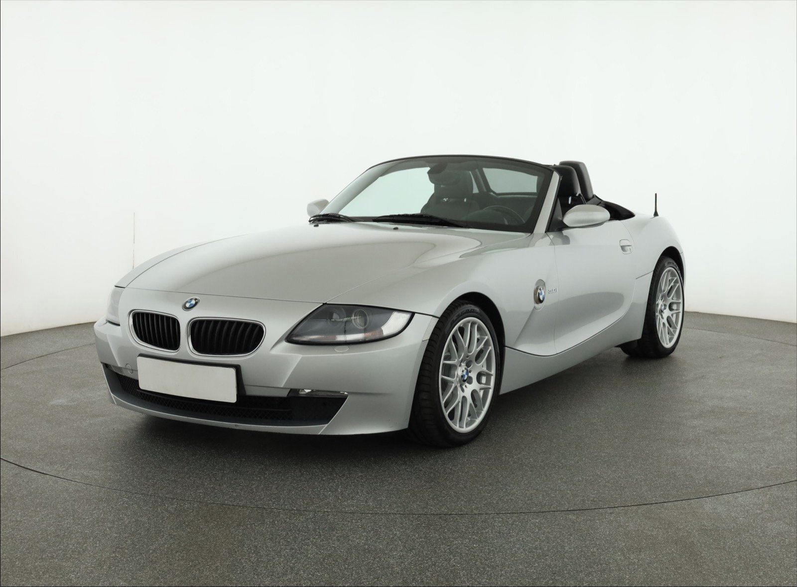 BMW Z4, 2.0i, Kůže, Automatická klima - fotka 2