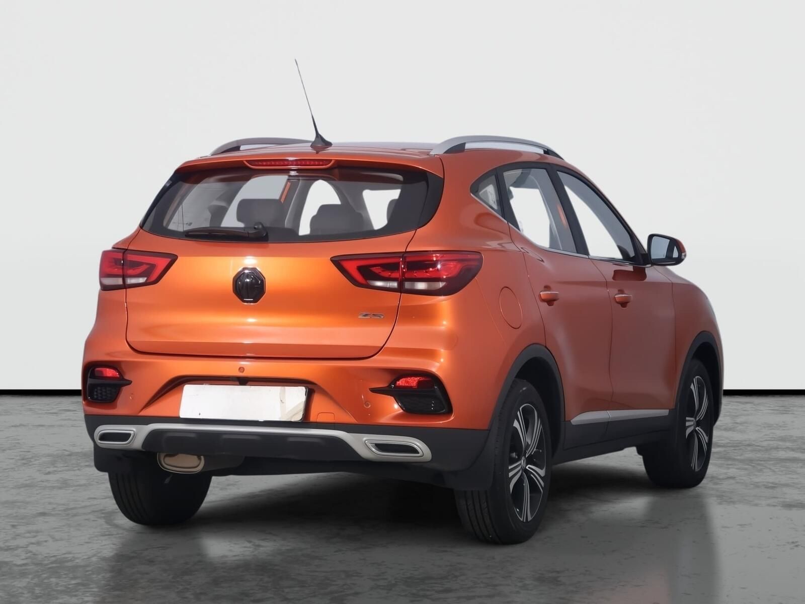 MG ZS, 1.5, Essential Plus, ČR,1.maj - fotka 5