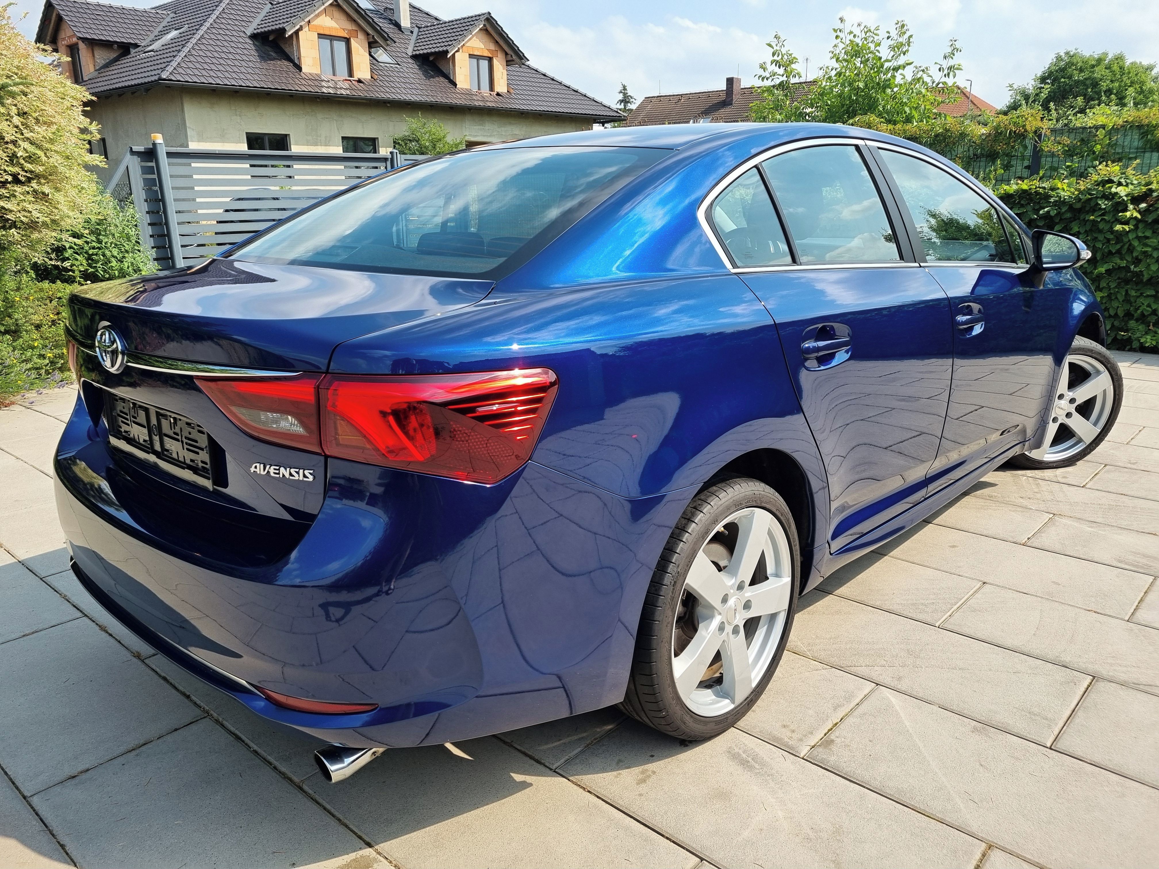 Toyota Avensis, 1.8 COMFORT,ALU,KAMERA - fotka 3