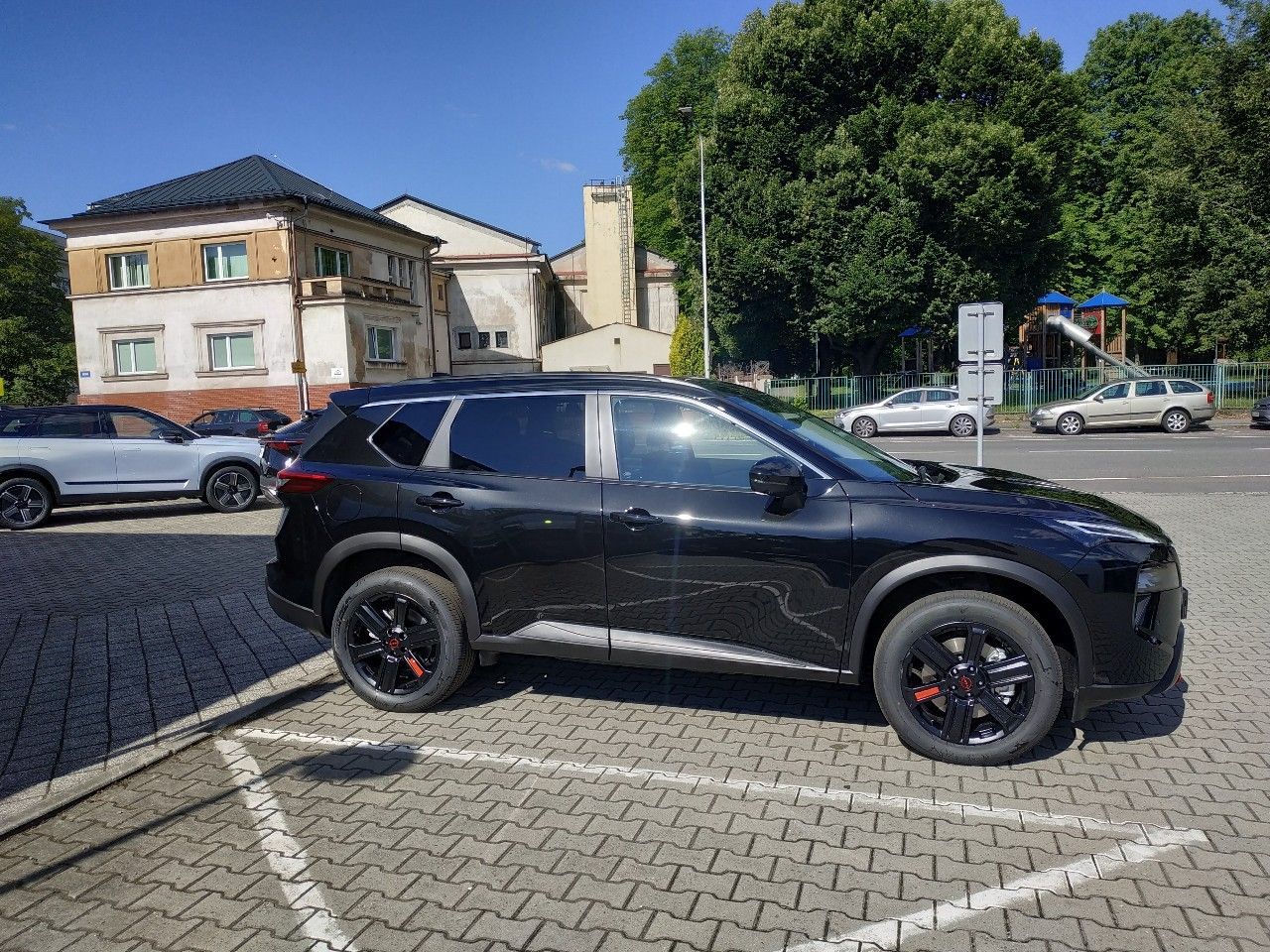 Nissan X-Trail, E-POWER e-4ORCE N-TREK SKLADEM - fotka 4