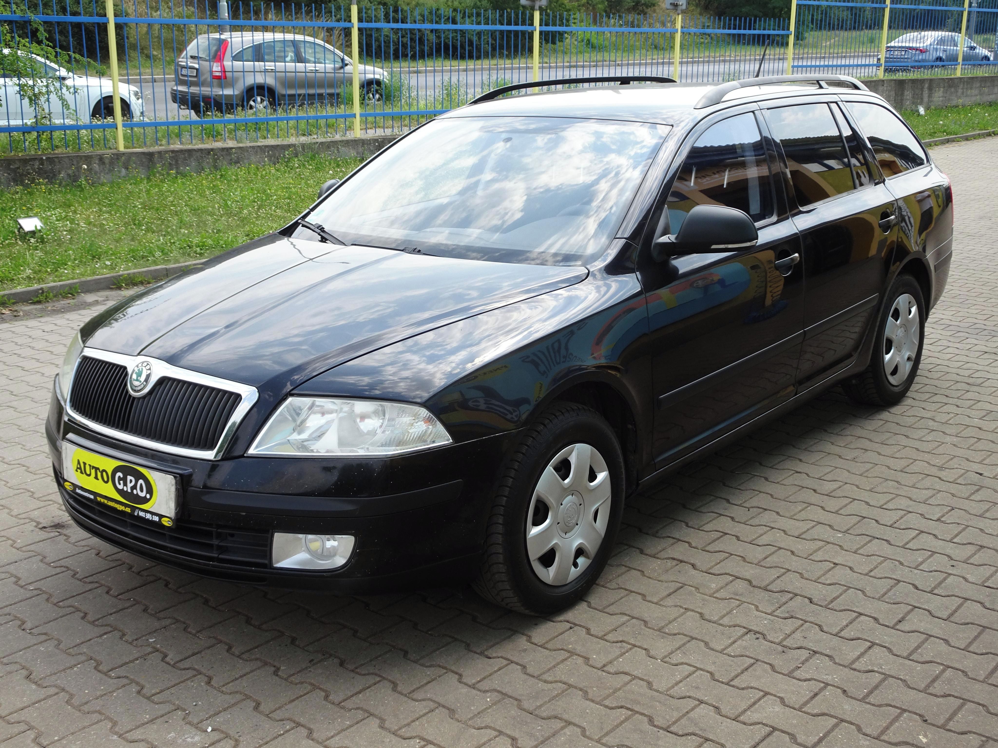 Škoda Octavia, 1.6I Combi - fotka 3