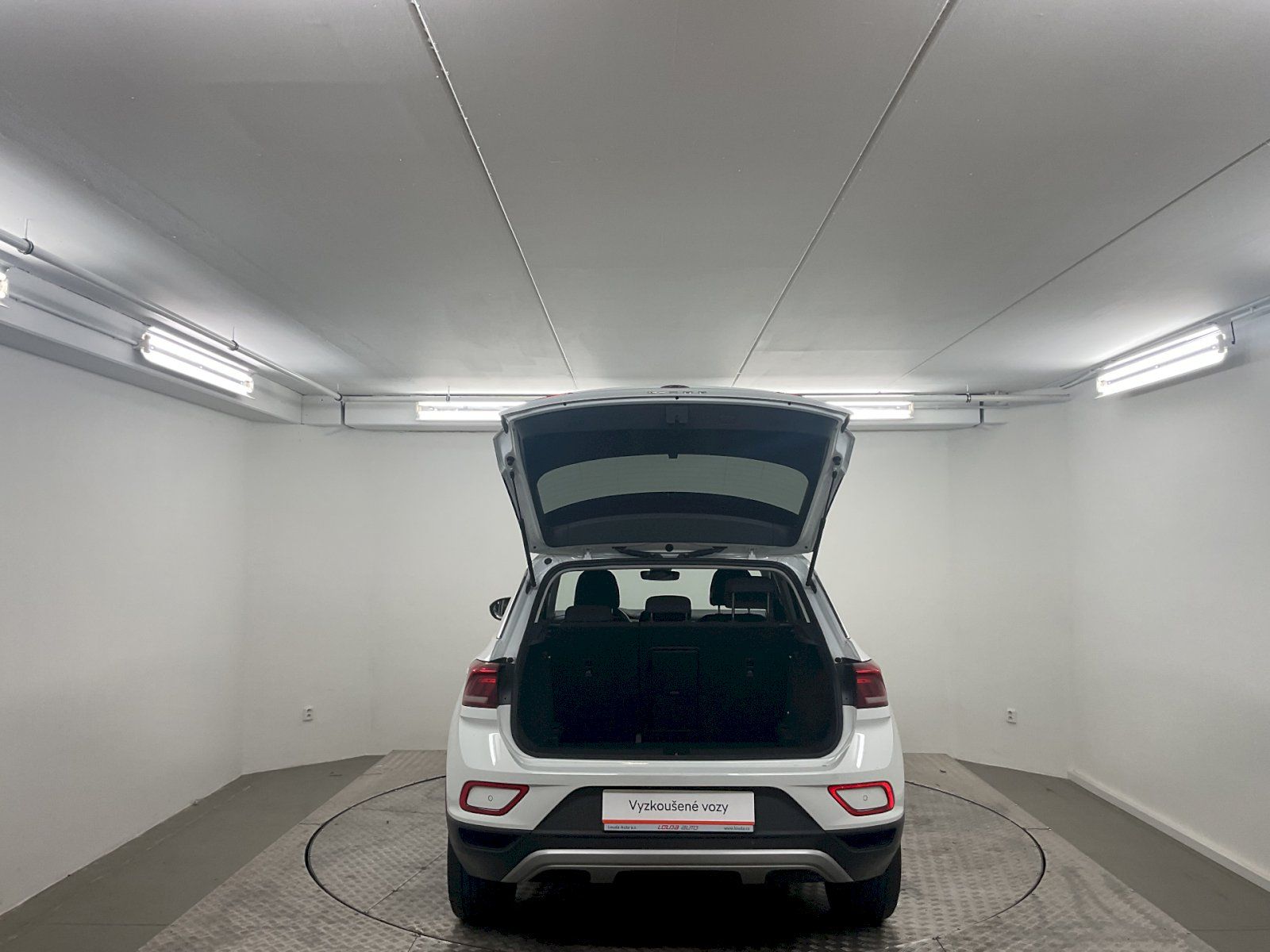 Volkswagen T-Roc, LIFE 1,5 TSI 110 KW 7DSG - fotka 6