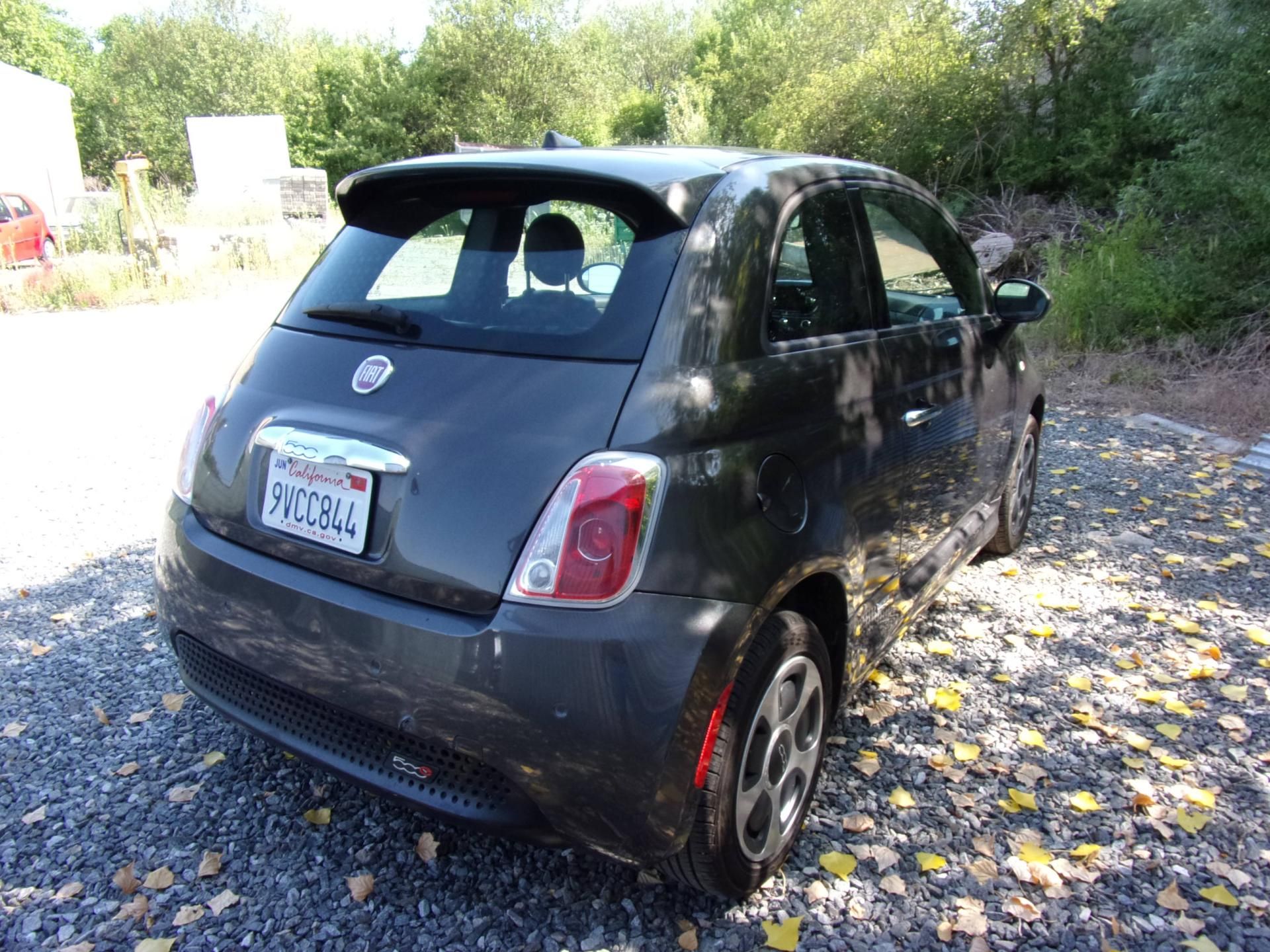 Fiat 500E, 24kWh AUTOMAT DOVOZ USA - fotka 5