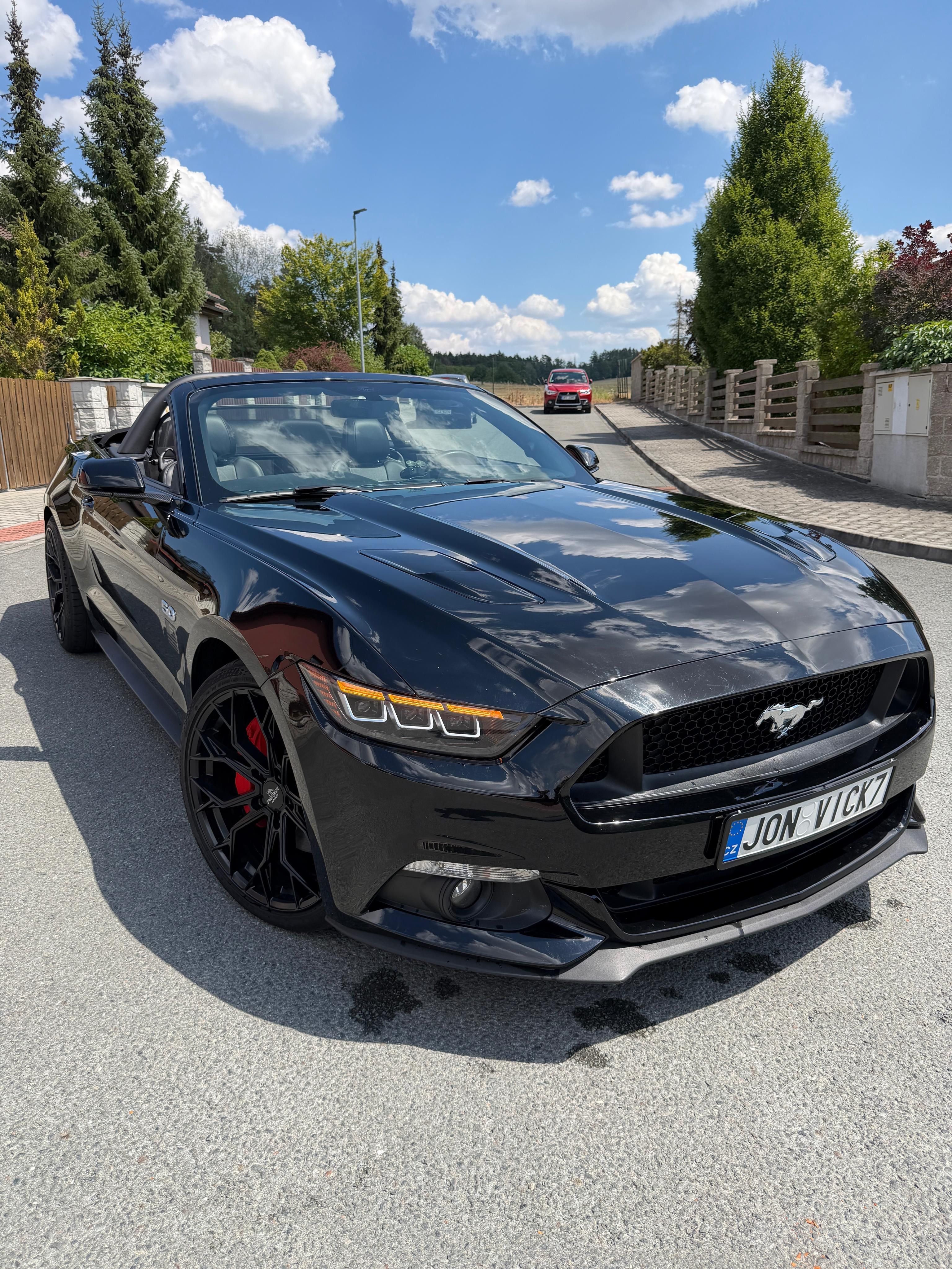 Ford Mustang, 5.0 California NEHAVAROVANÉ - fotka 6
