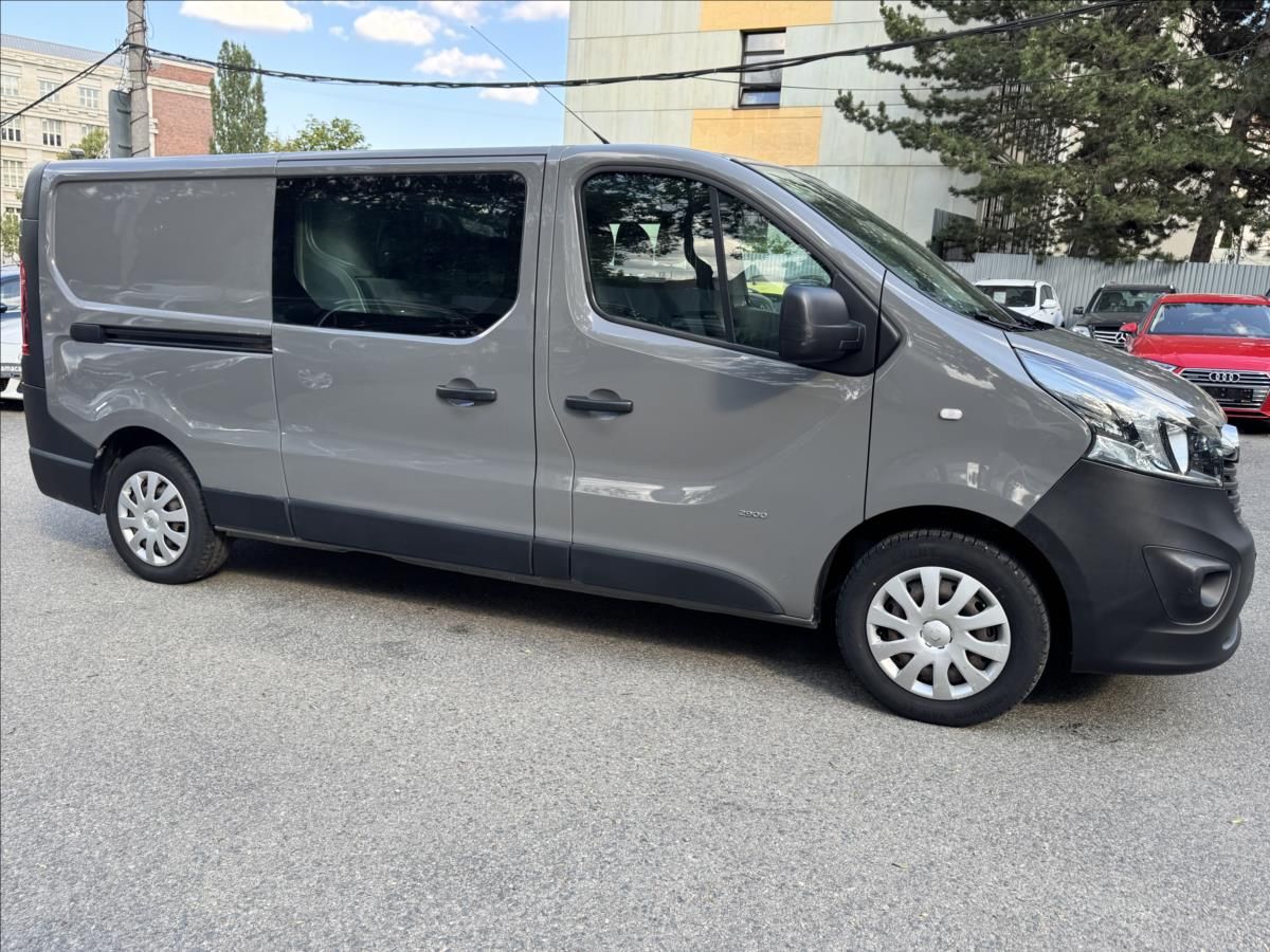 Opel Vivaro, 1,6 klimatizace+6.MIST - fotka 3
