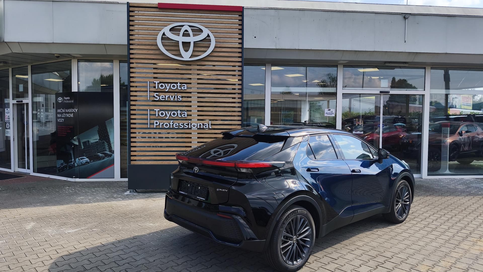 Toyota C-HR, 2.0L PHEV (2x4) TOKYO EDITION - fotka 4