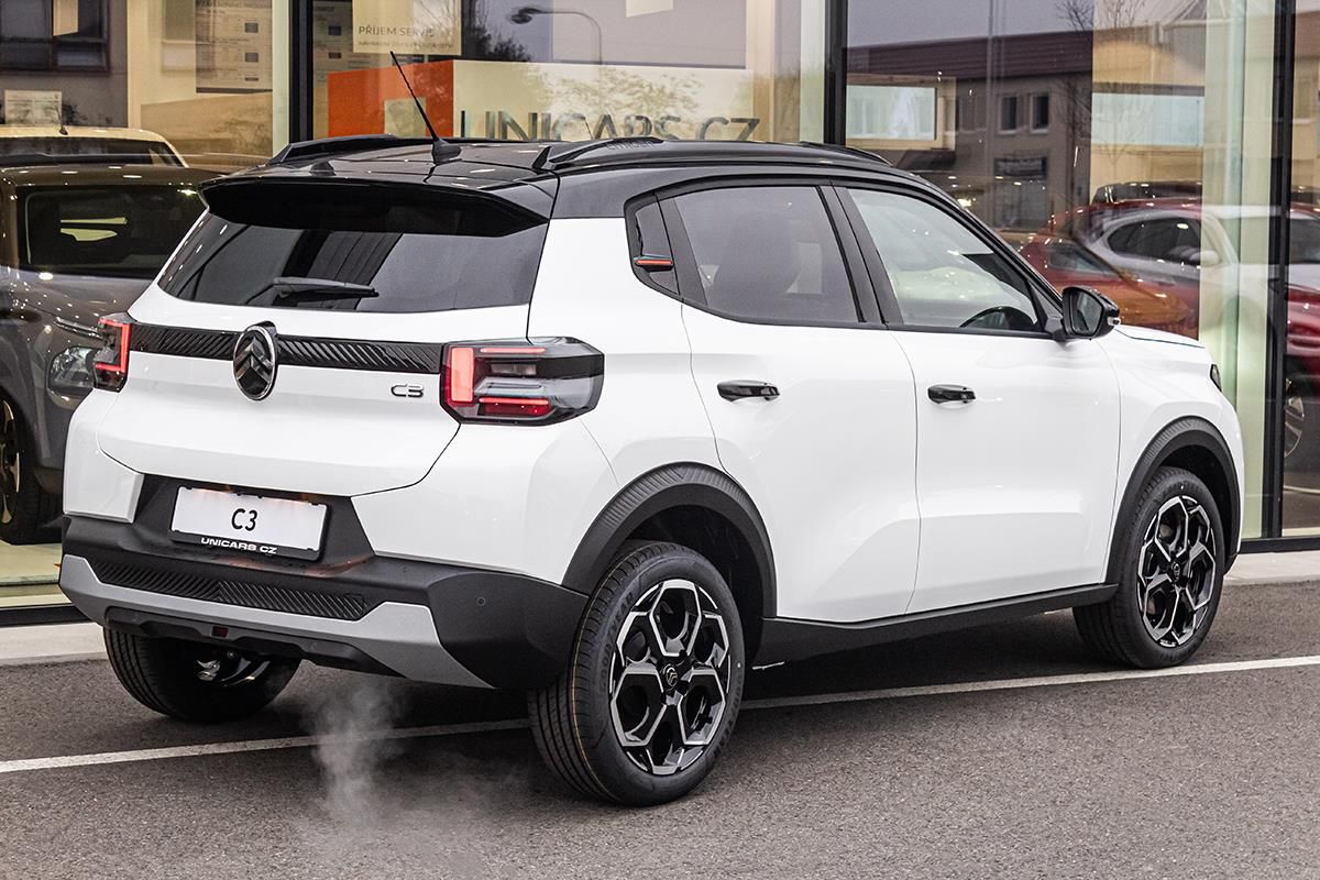 Citroën C3, 1,2 MAX Turbo 100k + ZIMA - fotka 6