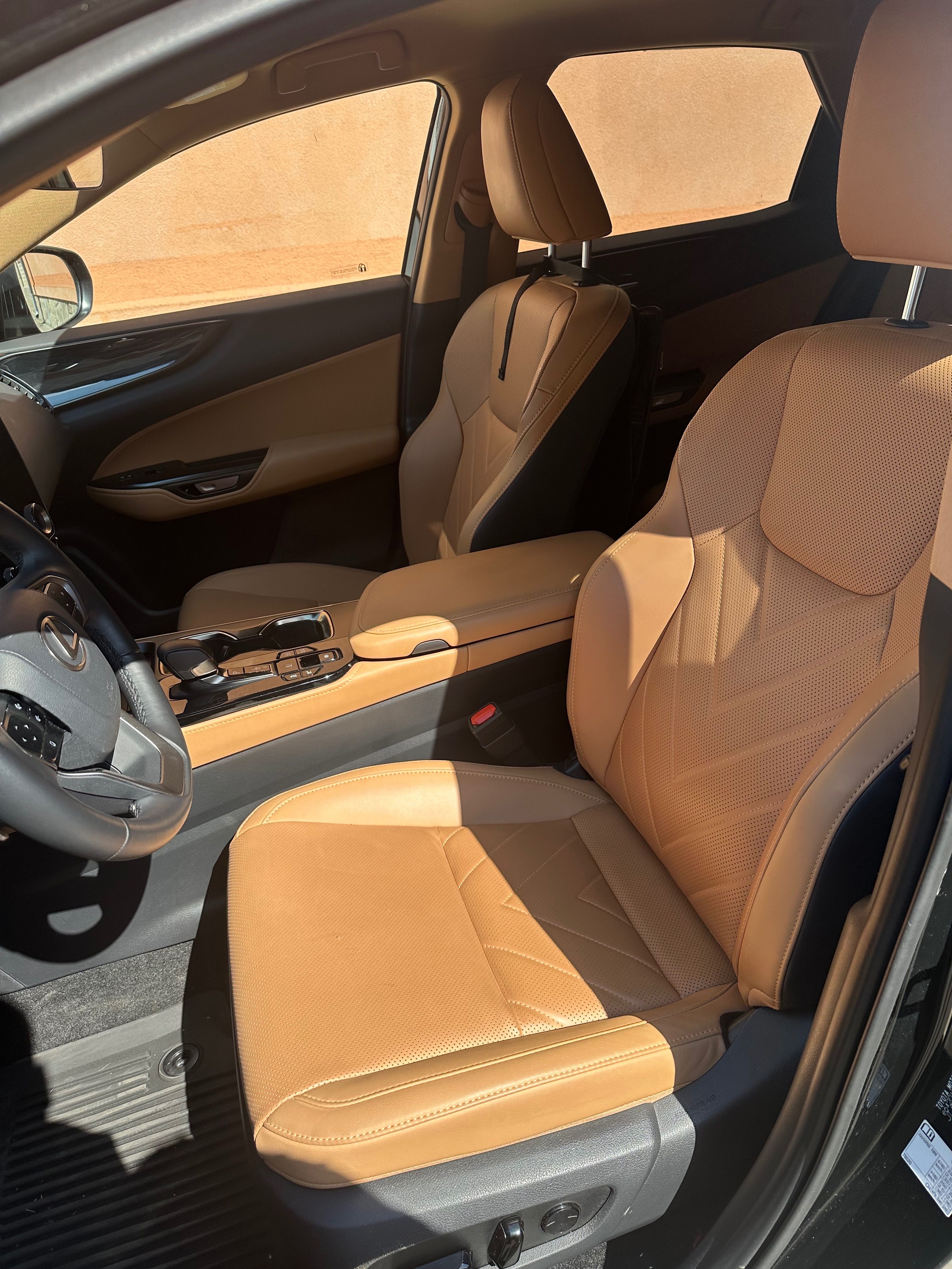 Lexus NX 450h+, Lexus 450h+ - fotka 2