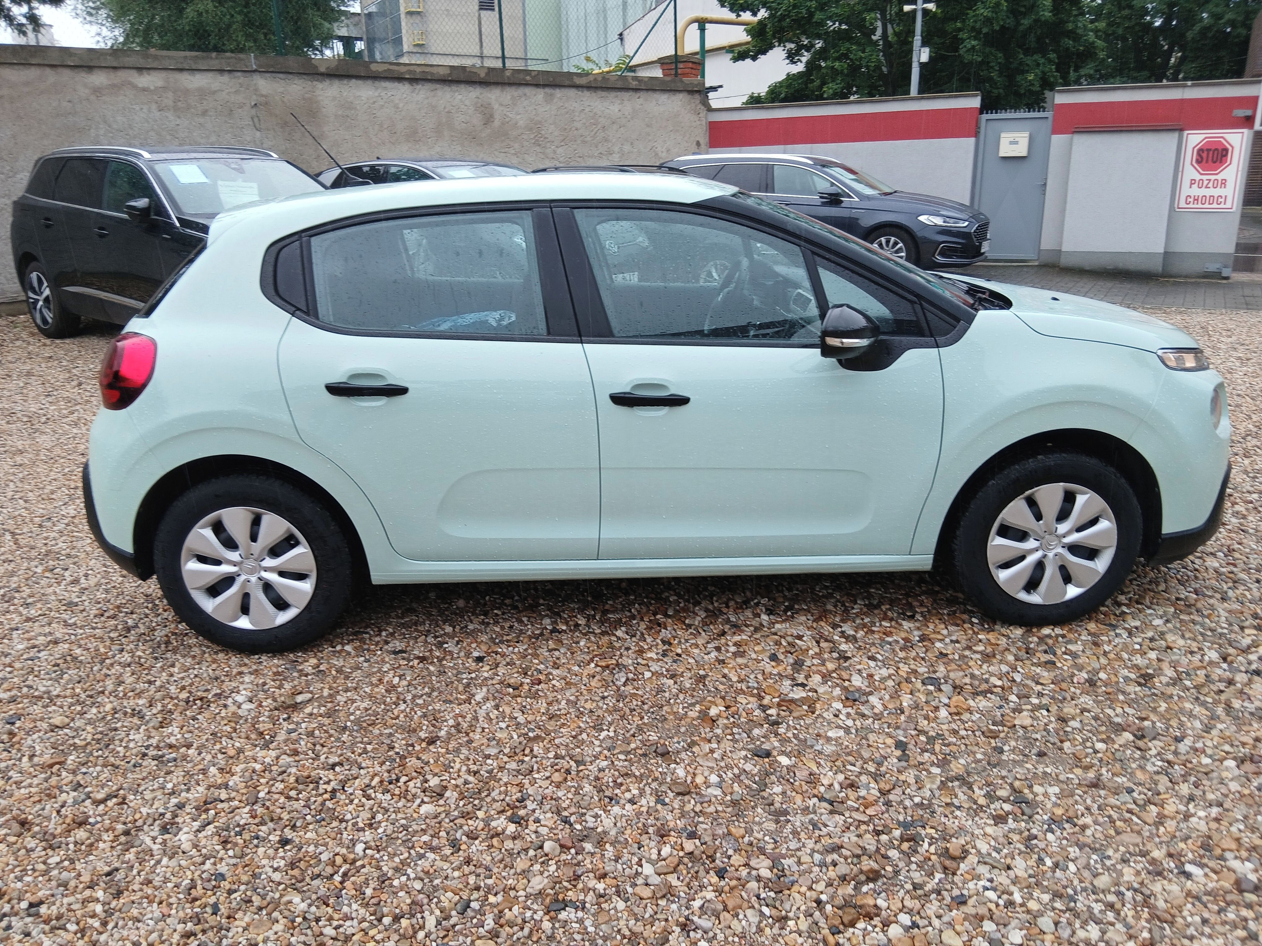 Citroën C3, 1.2i 60KW Tažné, 1xMaj. S.Knih - fotka 4