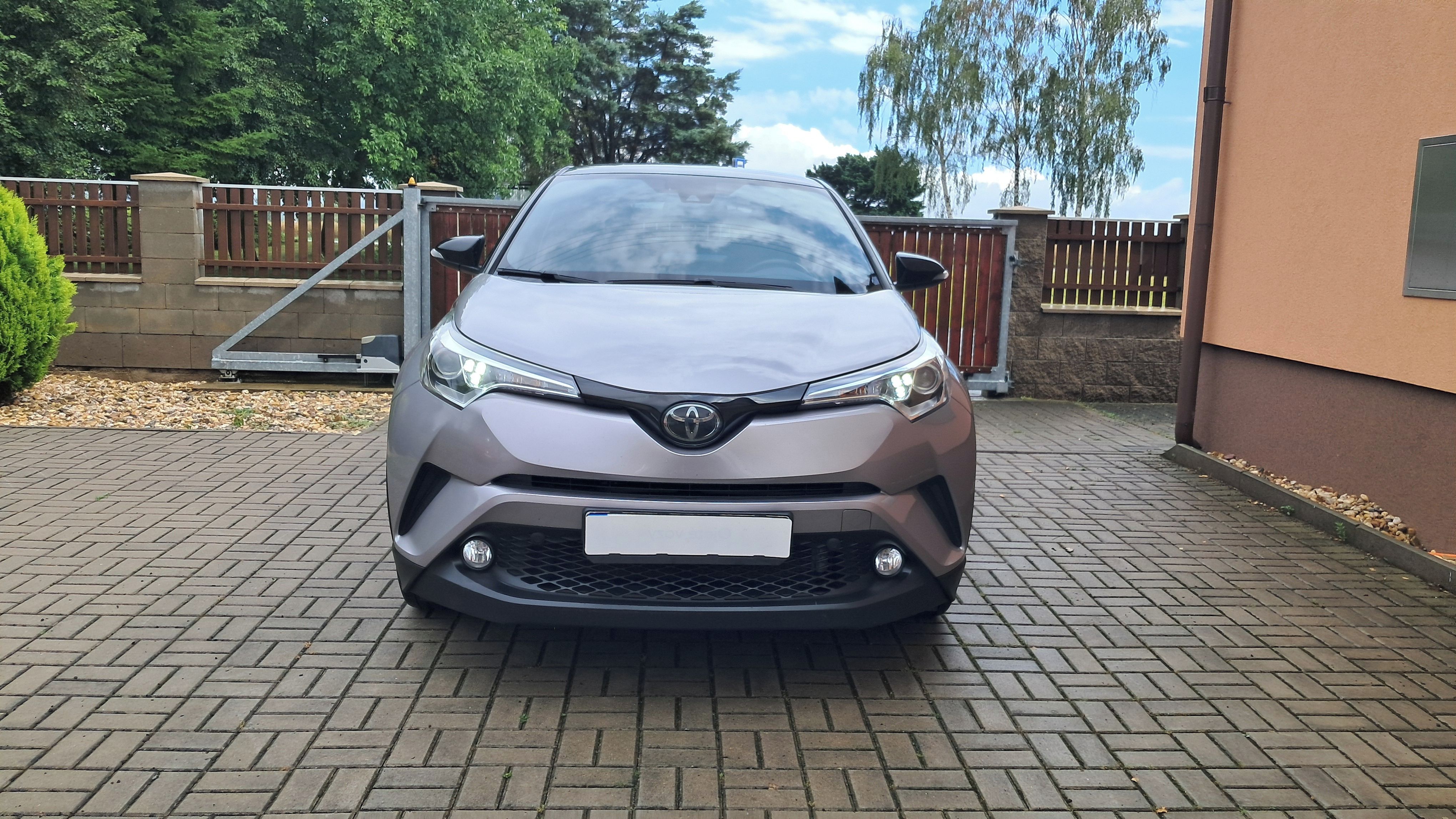 Toyota C-HR, 1.2 Turbo Dynamic ČR - fotka 4