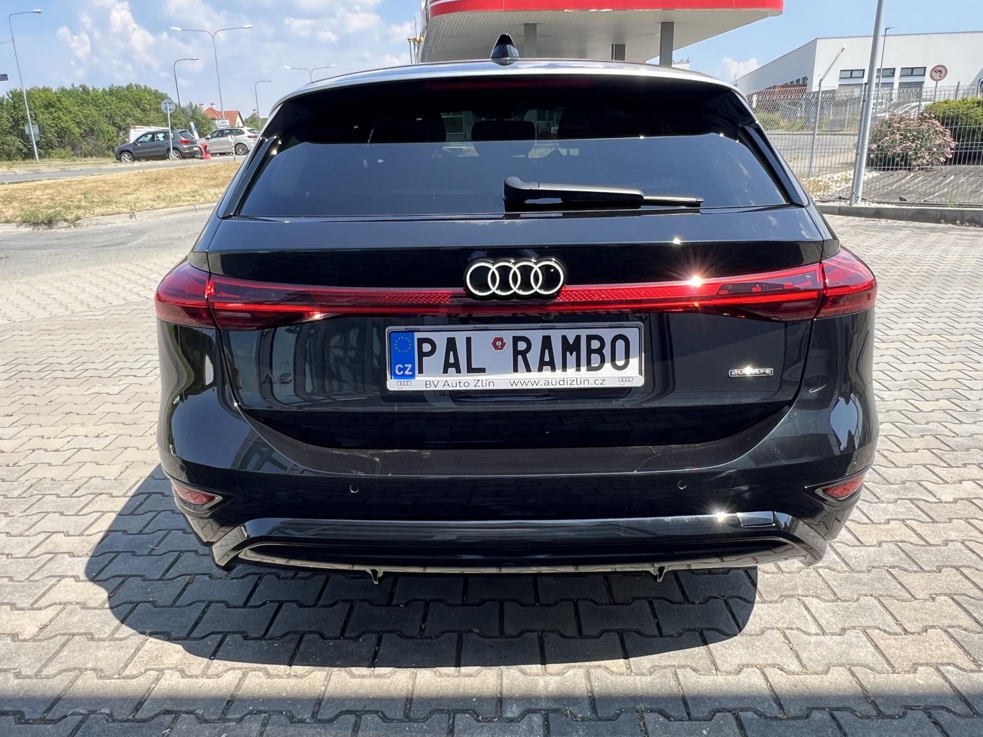 Audi A6 Avant, Audi A6 Avant E-tron quattro - fotka 5