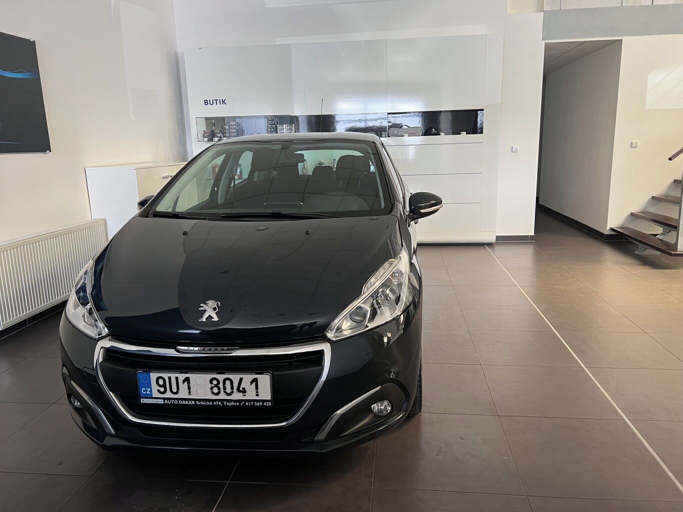Peugeot 208, Active Pure Tech 1.2 benzín MA - fotka 3