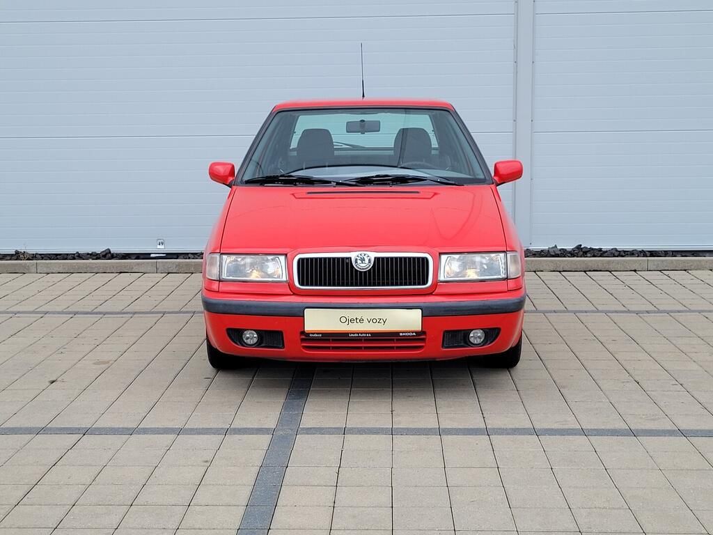 Škoda Felicia, Trumf 1.3 i 40 kW - fotka 2