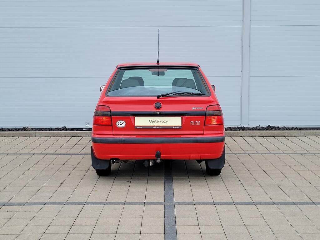 Škoda Felicia, Trumf 1.3 i 40 kW - fotka 6
